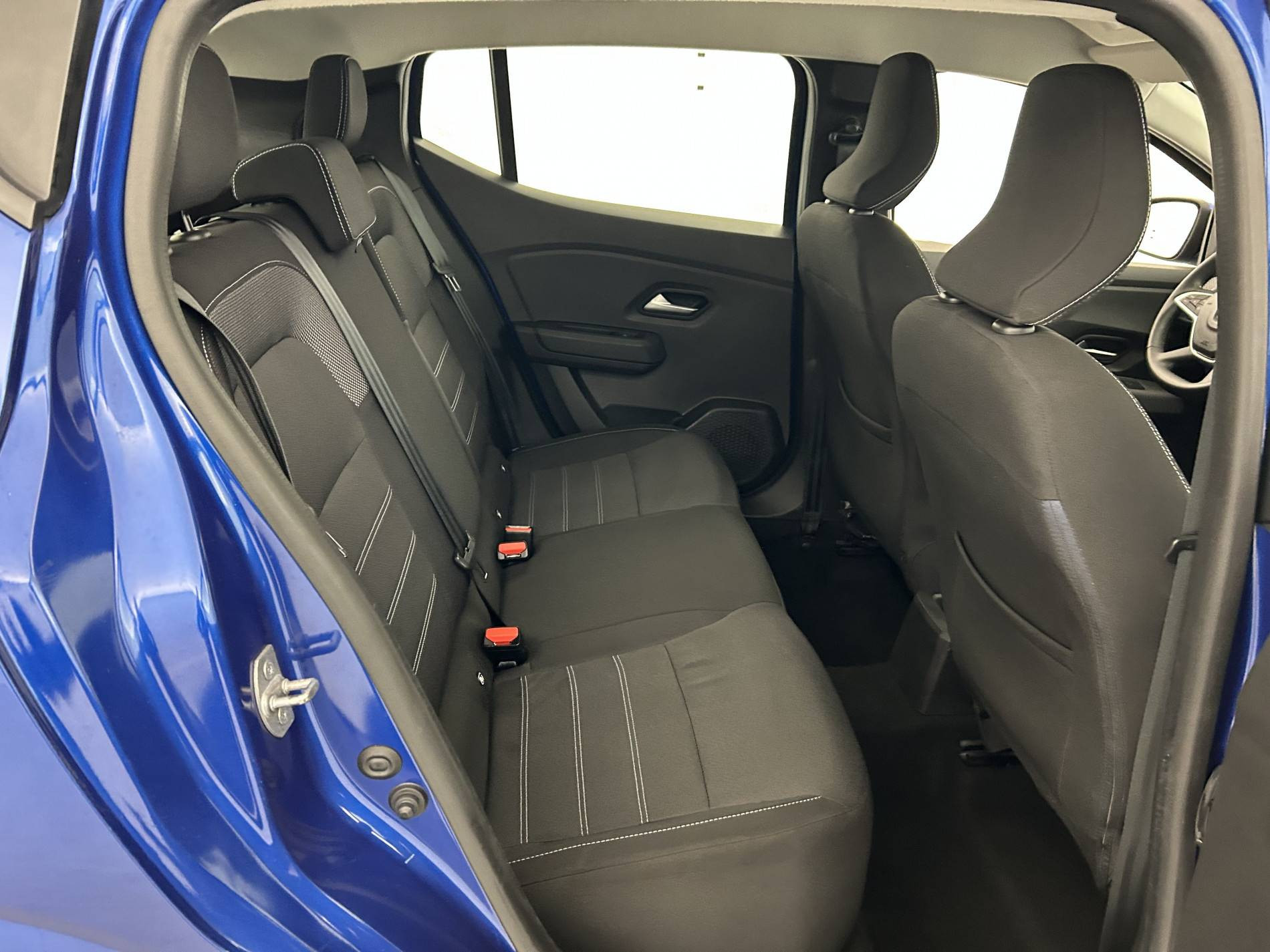 Vente en ligne Dacia Sandero  ECO-G 100 au prix de 11 800 €