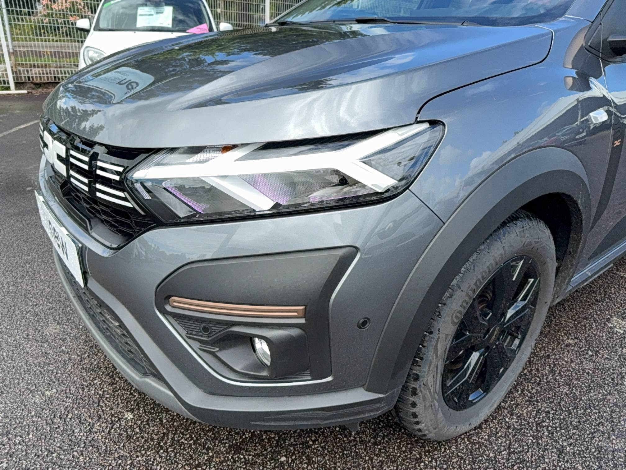 Vente en ligne Dacia Jogger  Hybrid 140 7 places GSR2 au prix de 25 790 €
