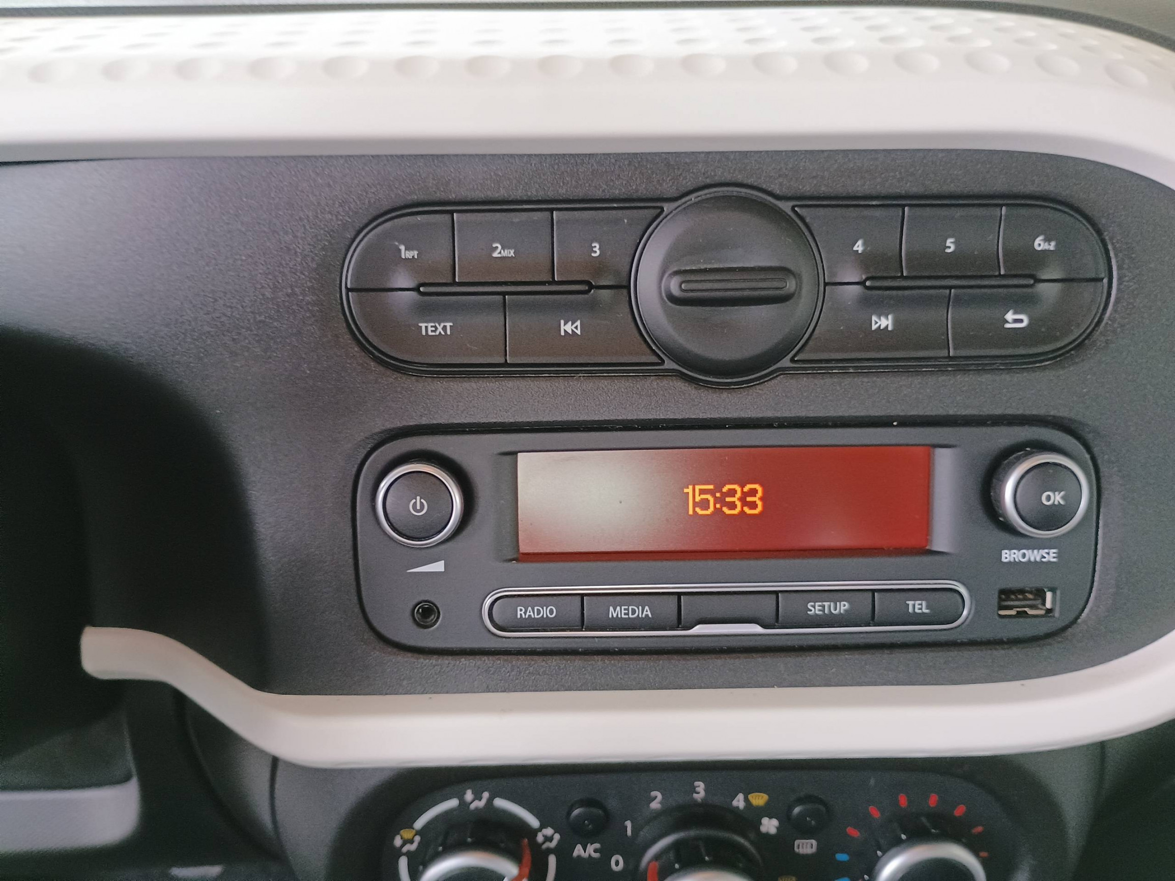 Vente en ligne Renault Twingo 3  SCe 75 - 20 au prix de 10 490 €