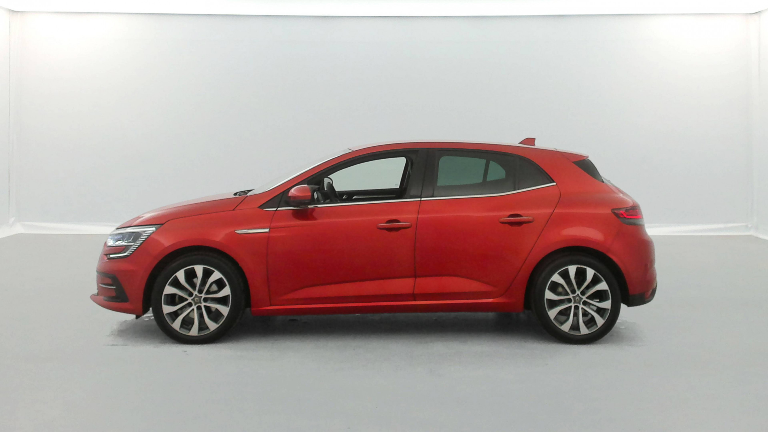 Vente en ligne Renault Megane 4  Blue dCi 115 EDC au prix de 18 785 €