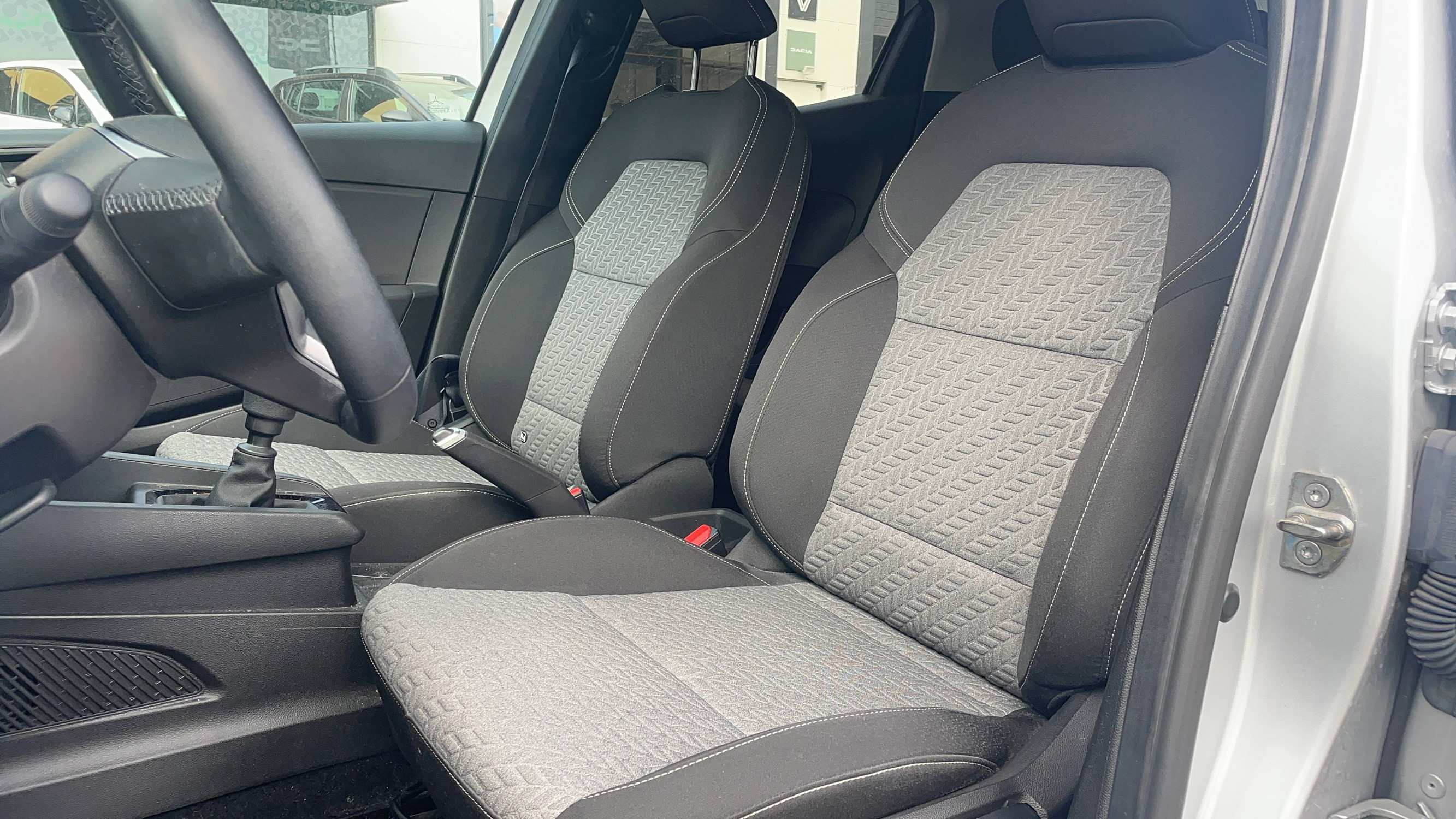 Vente en ligne Renault Clio 5 Clio TCe 100 GPL au prix de 14 490 €