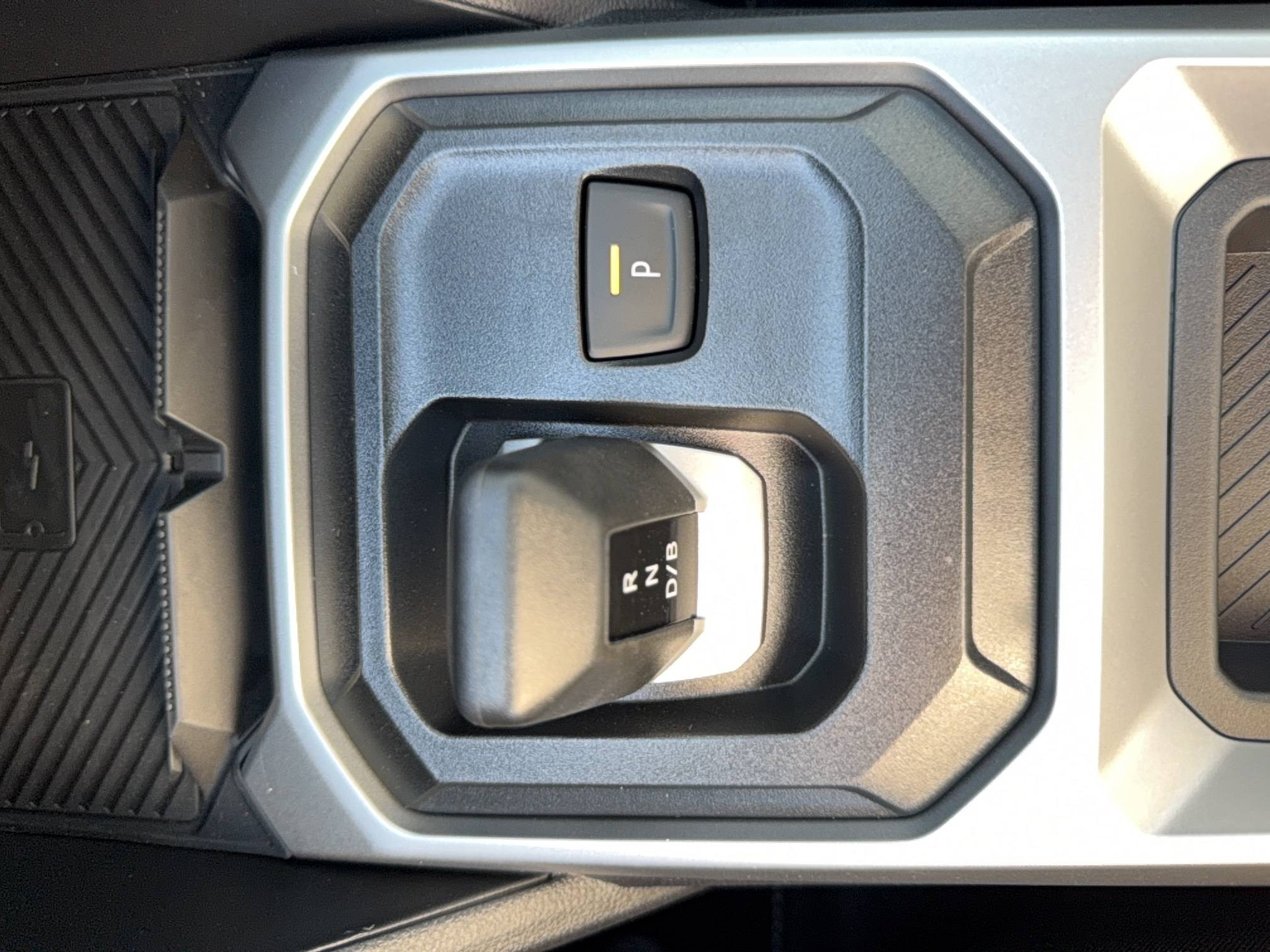 Vente en ligne Dacia Duster  Hybrid 155 au prix de 29 890 €