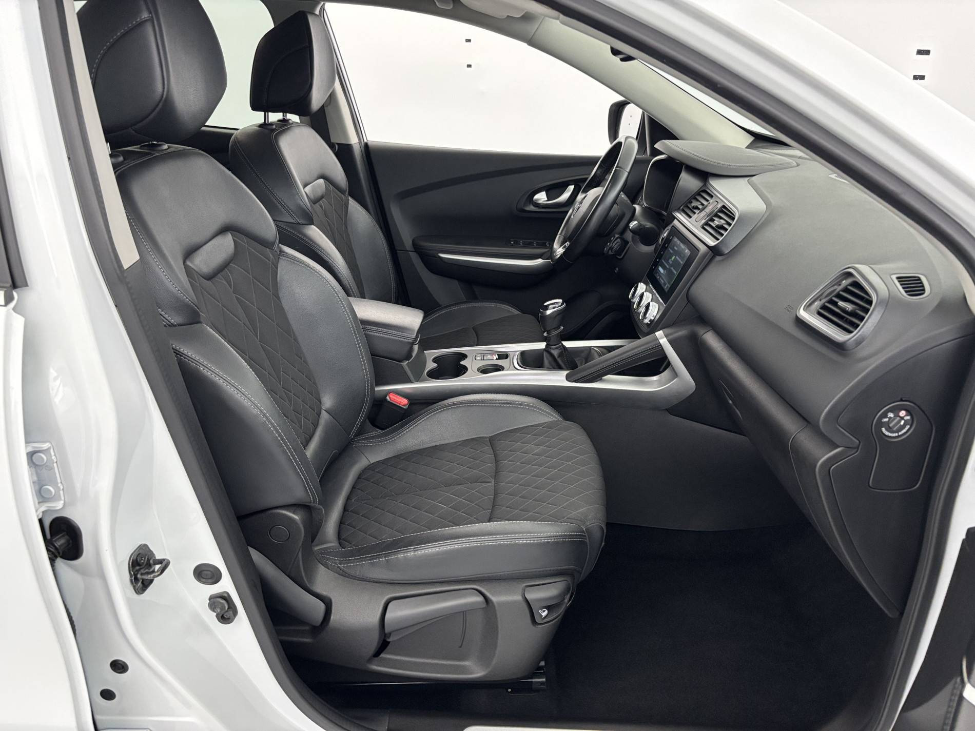 Vente en ligne Renault Kadjar  Blue dCi 115 au prix de 16 590 €