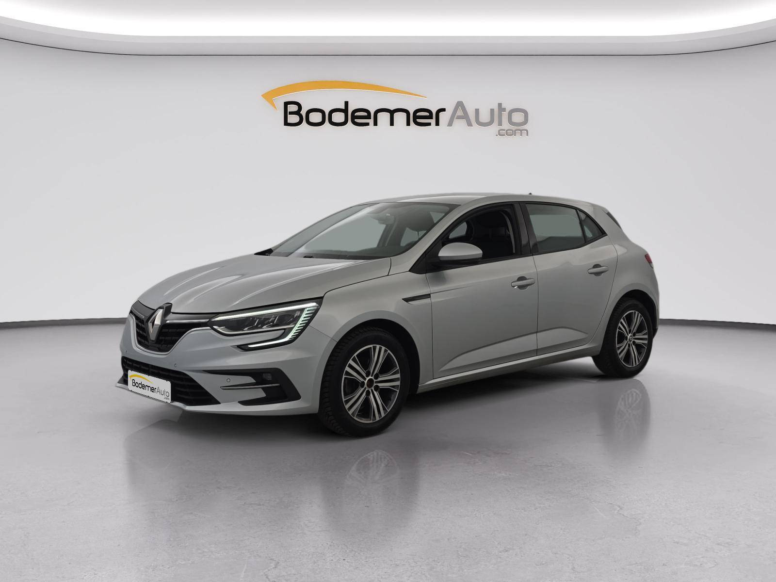 Renault Megane 4  TCe 140 occasion de 2022 en vente à Brest