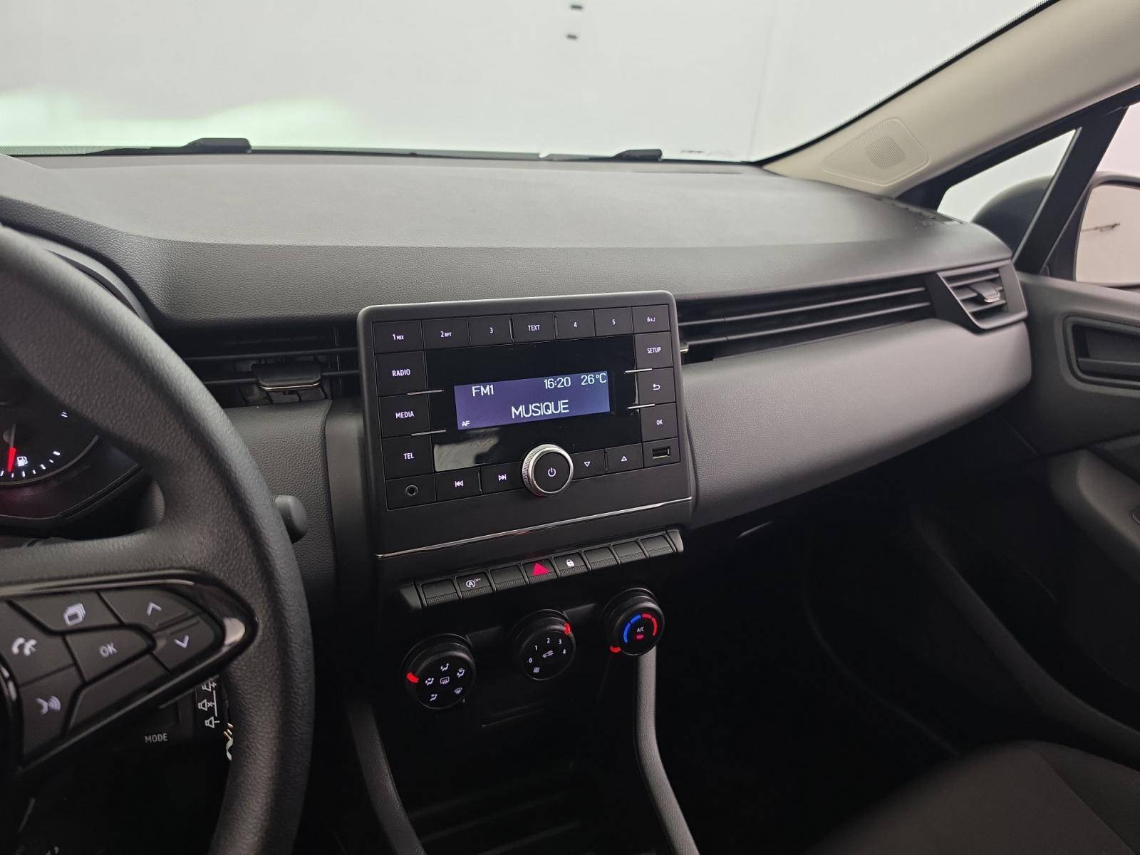 Vente en ligne Renault Clio 5 Clio SCe 65 au prix de 12 990 €