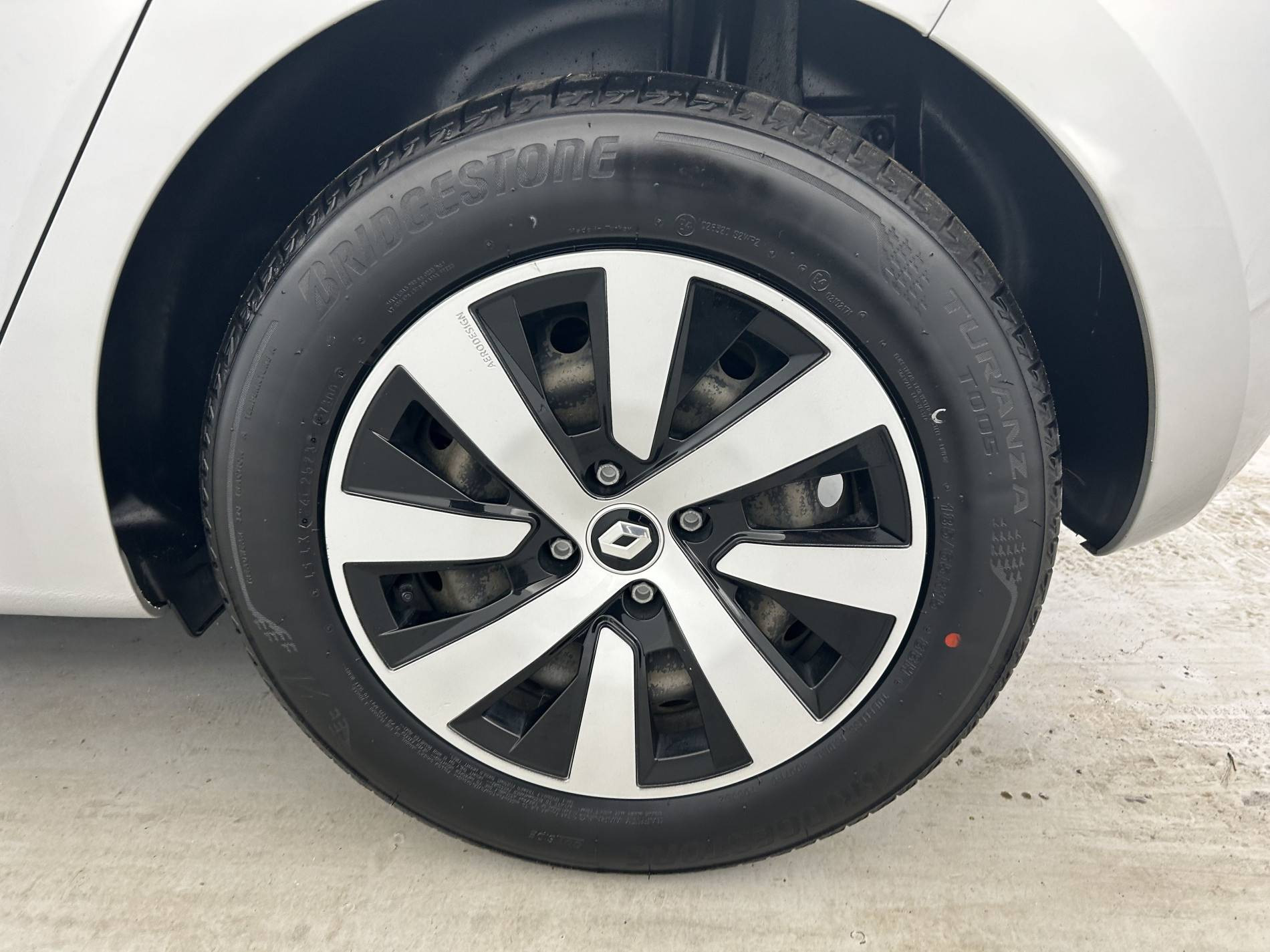 Vente en ligne Renault Clio 5 Clio TCe 90 au prix de 14 490 €
