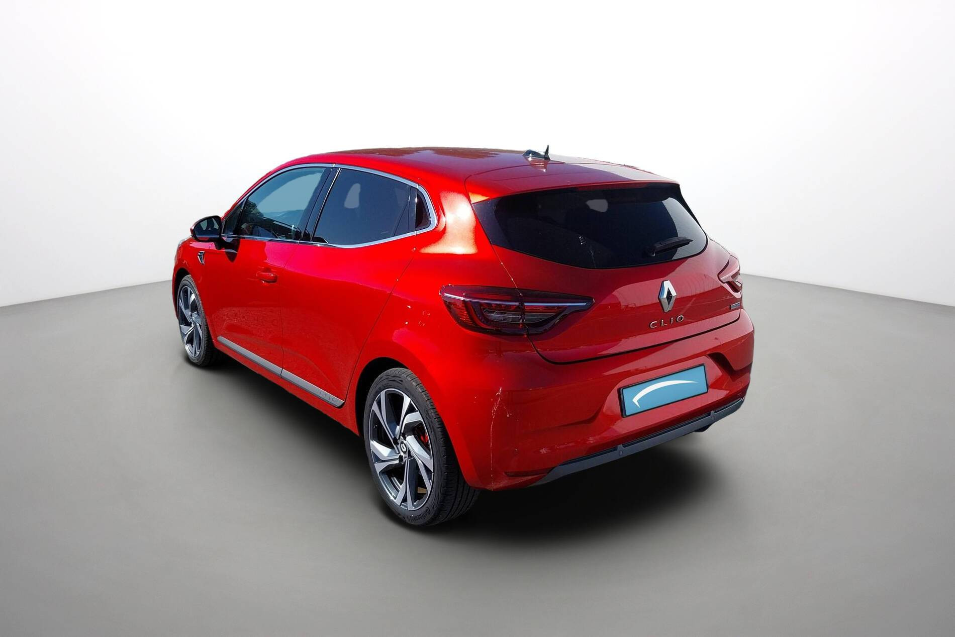 Vente en ligne Renault Clio 5 Clio E-Tech 140 - 21N au prix de 18 390 €
