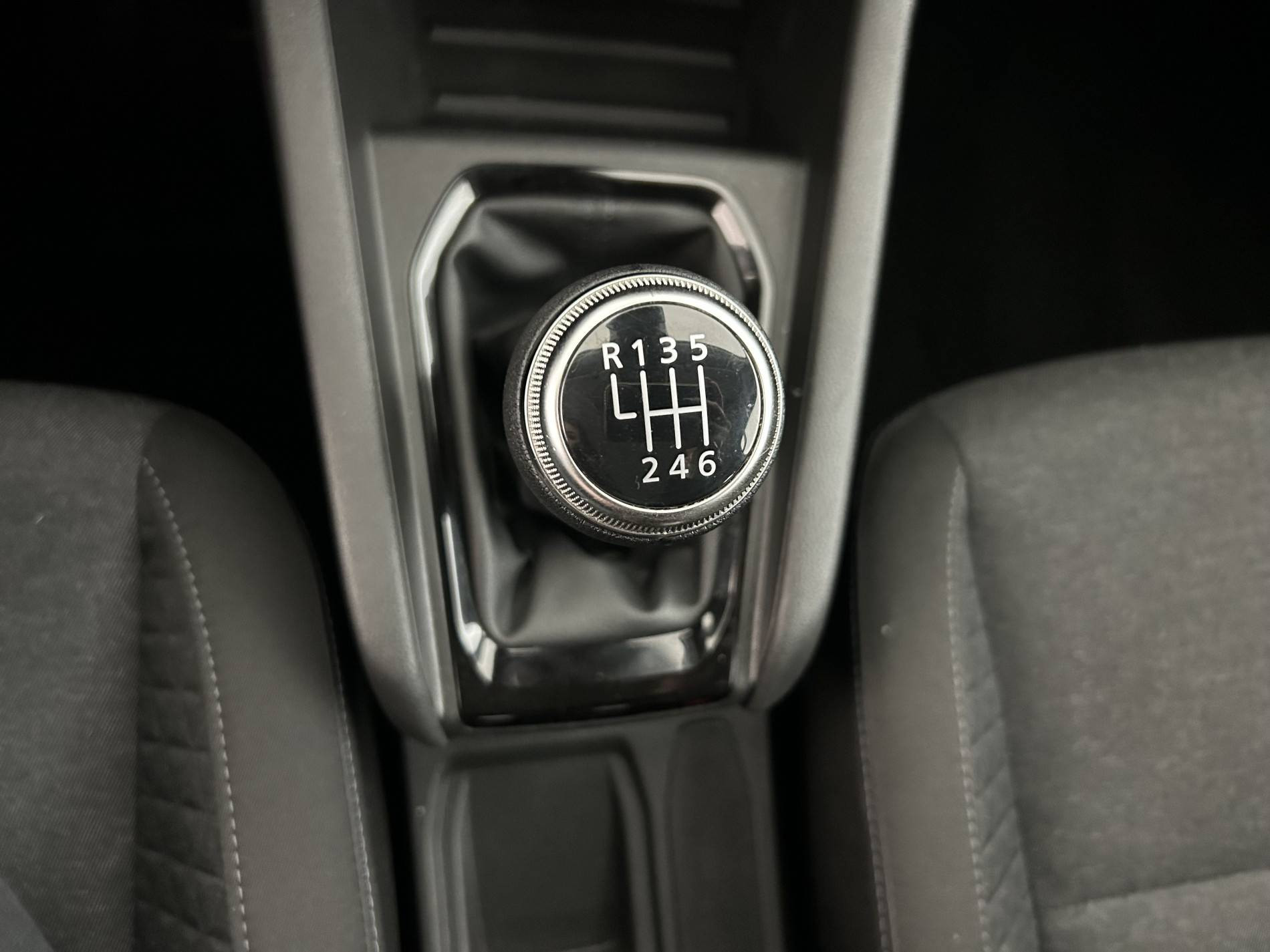 Vente en ligne Renault Clio 5 Clio TCe 90 au prix de 13 990 €