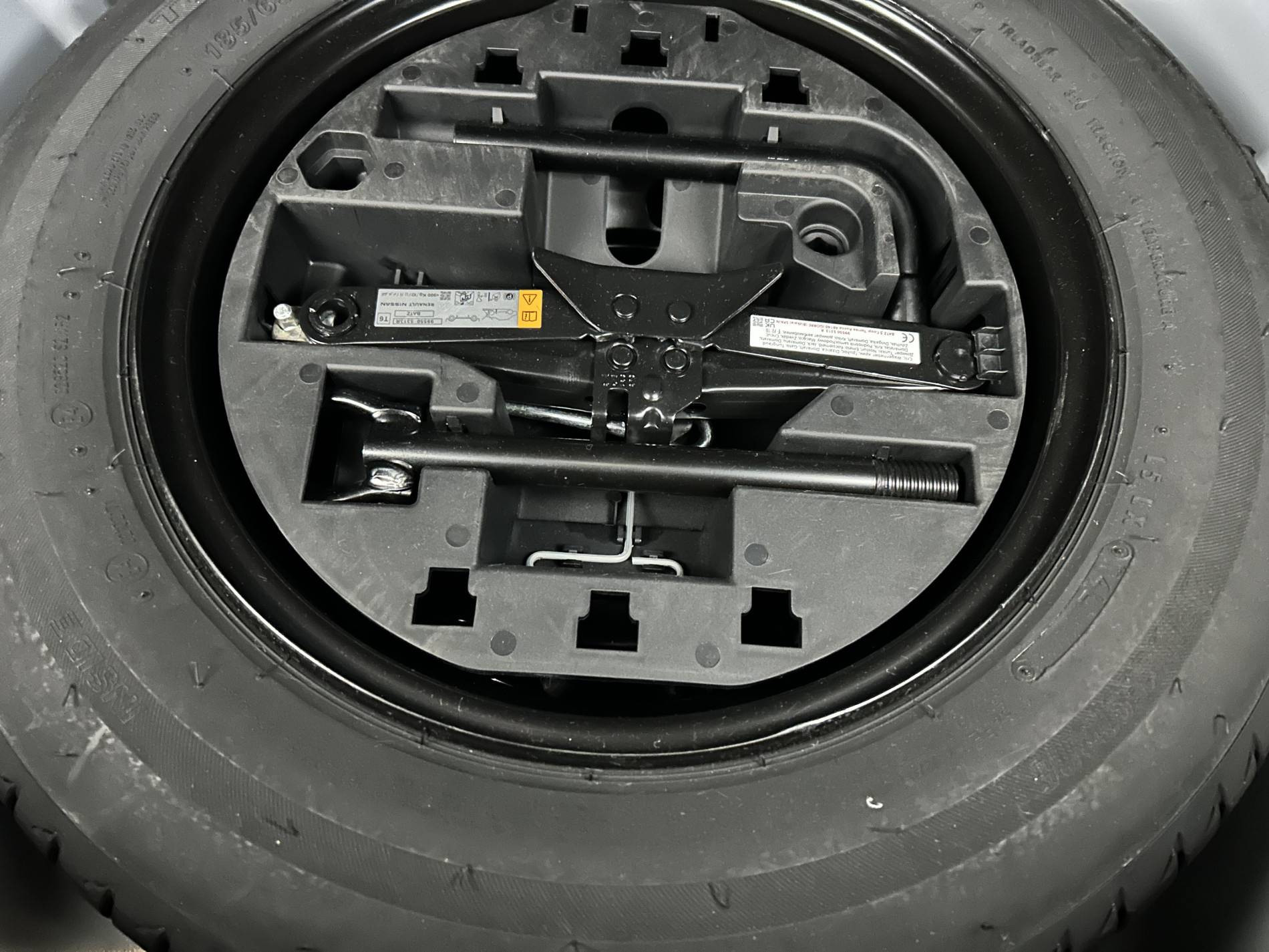 Vente en ligne Renault Clio 5 Clio TCe 90 au prix de 13 390 €