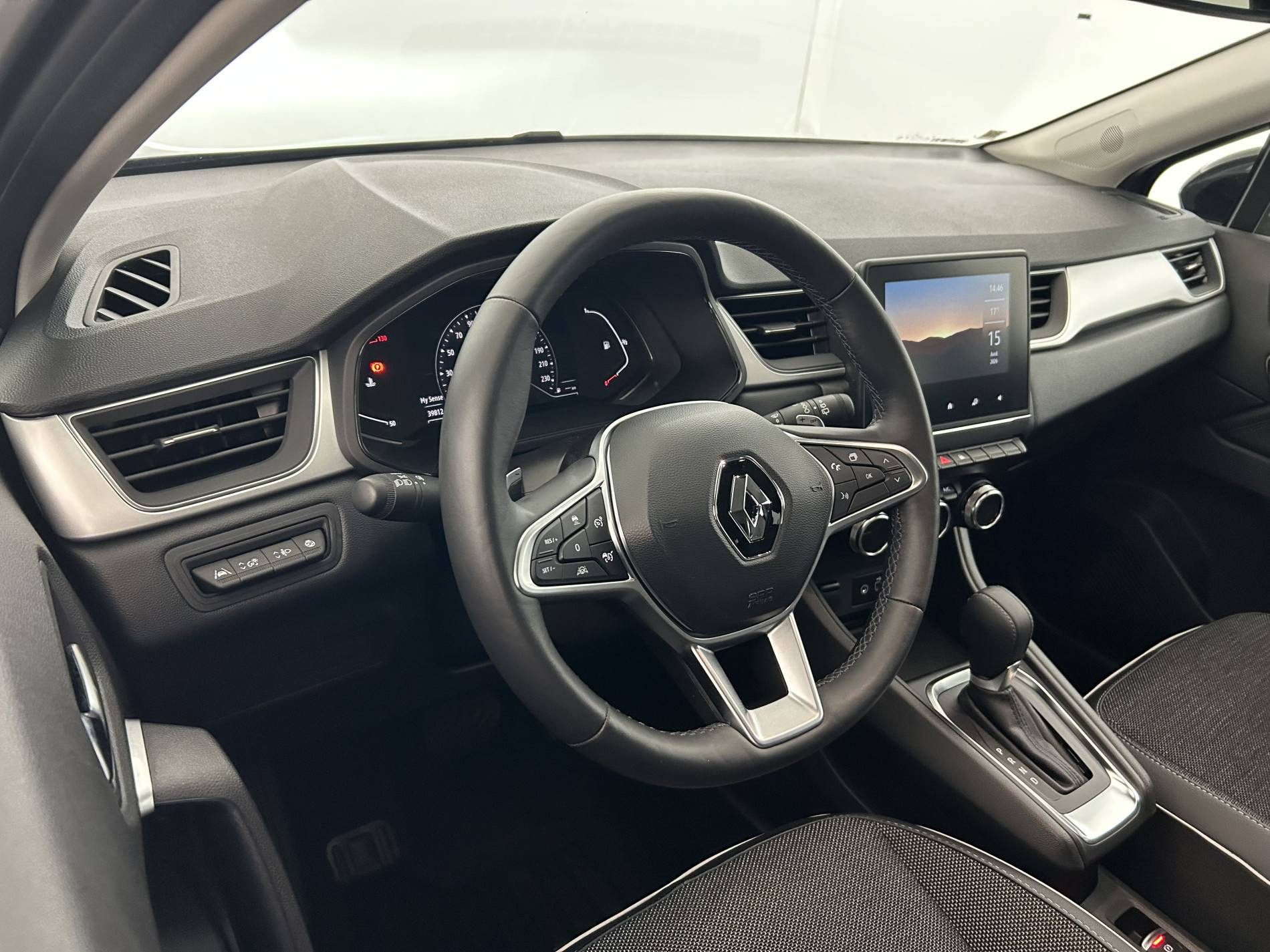 Vente en ligne Renault Captur  mild hybrid 160 EDC au prix de 20 490 €