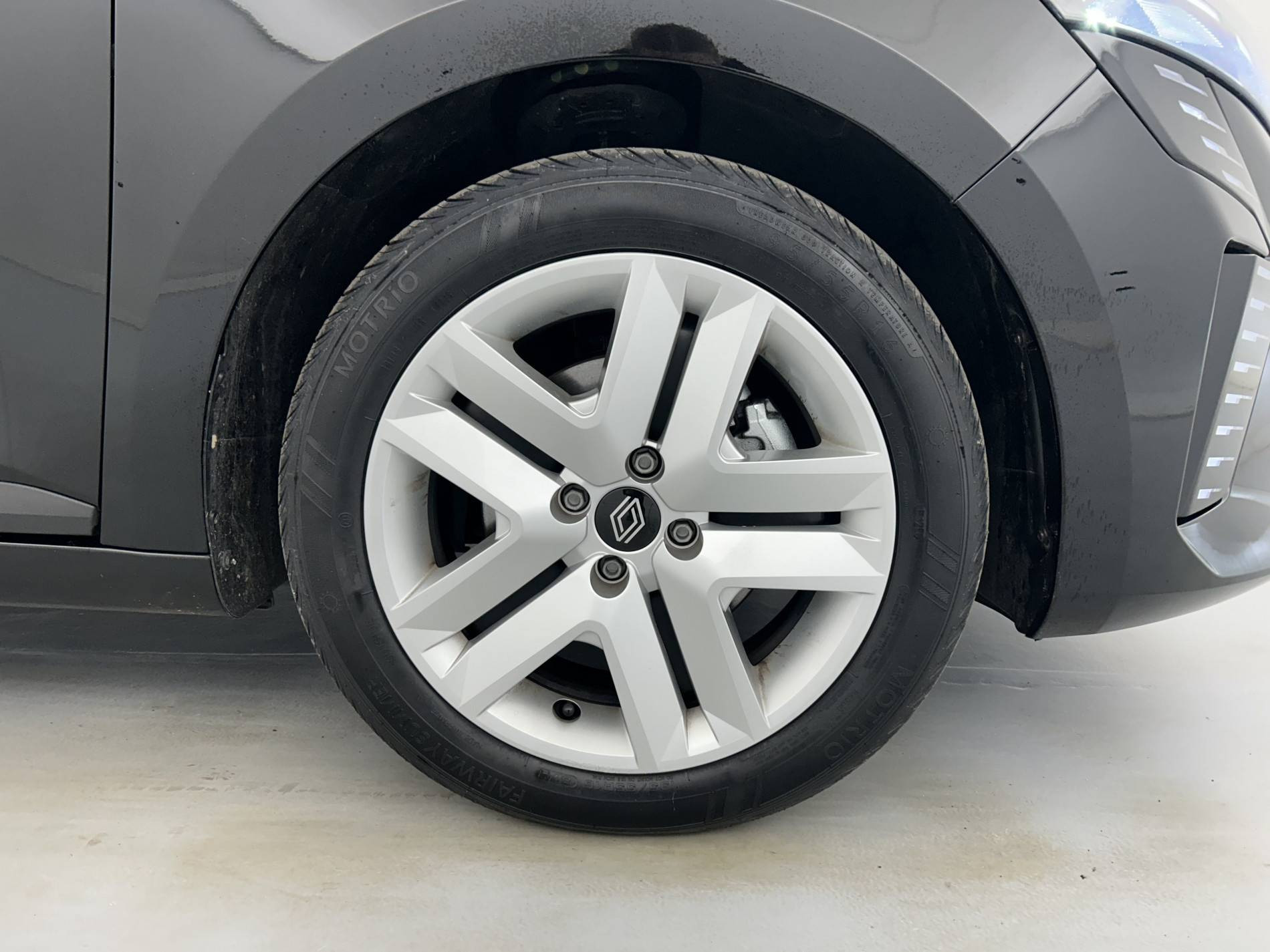 Vente en ligne Renault Clio 5 Clio E-Tech full hybrid 145 ch GSR2 au prix de 20 590 €