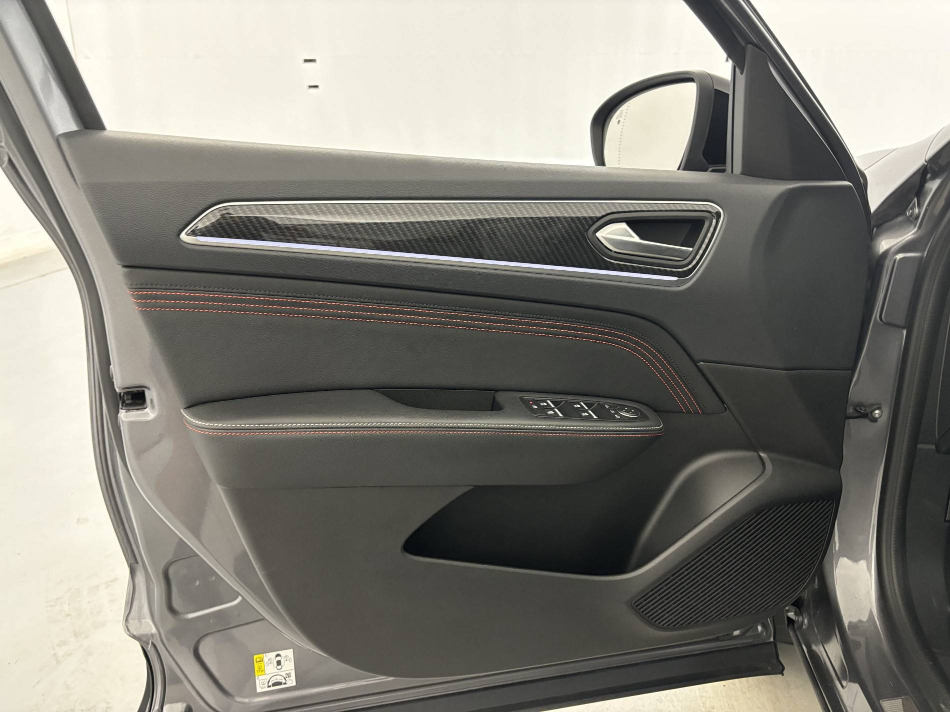 Vente en ligne Renault Arkana  E-Tech hybride 145 au prix de 21 990 €