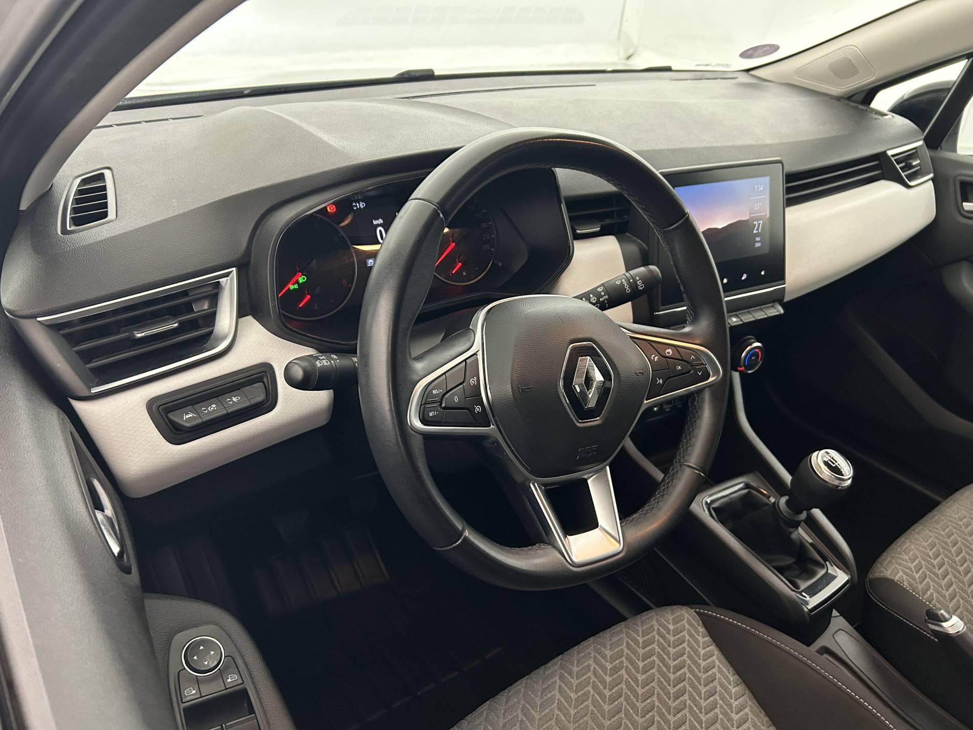 Vente en ligne Renault Clio 5 Clio TCe 90 au prix de 12 780 €