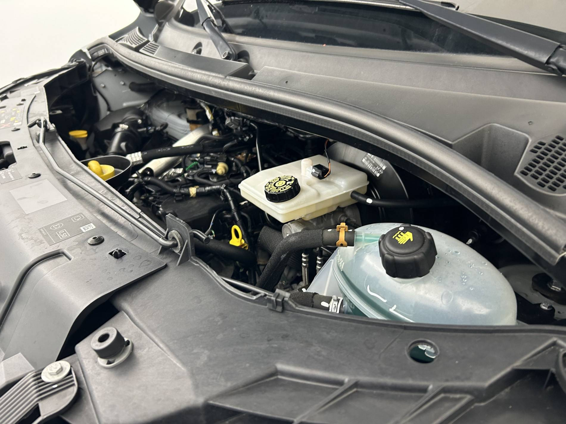 Vente en ligne Renault Master 3 Châssis Cabine MASTER CC PROP RJ3500 L2 PAFC BLUE DCI 130 EURO VI au prix de 33 300 €