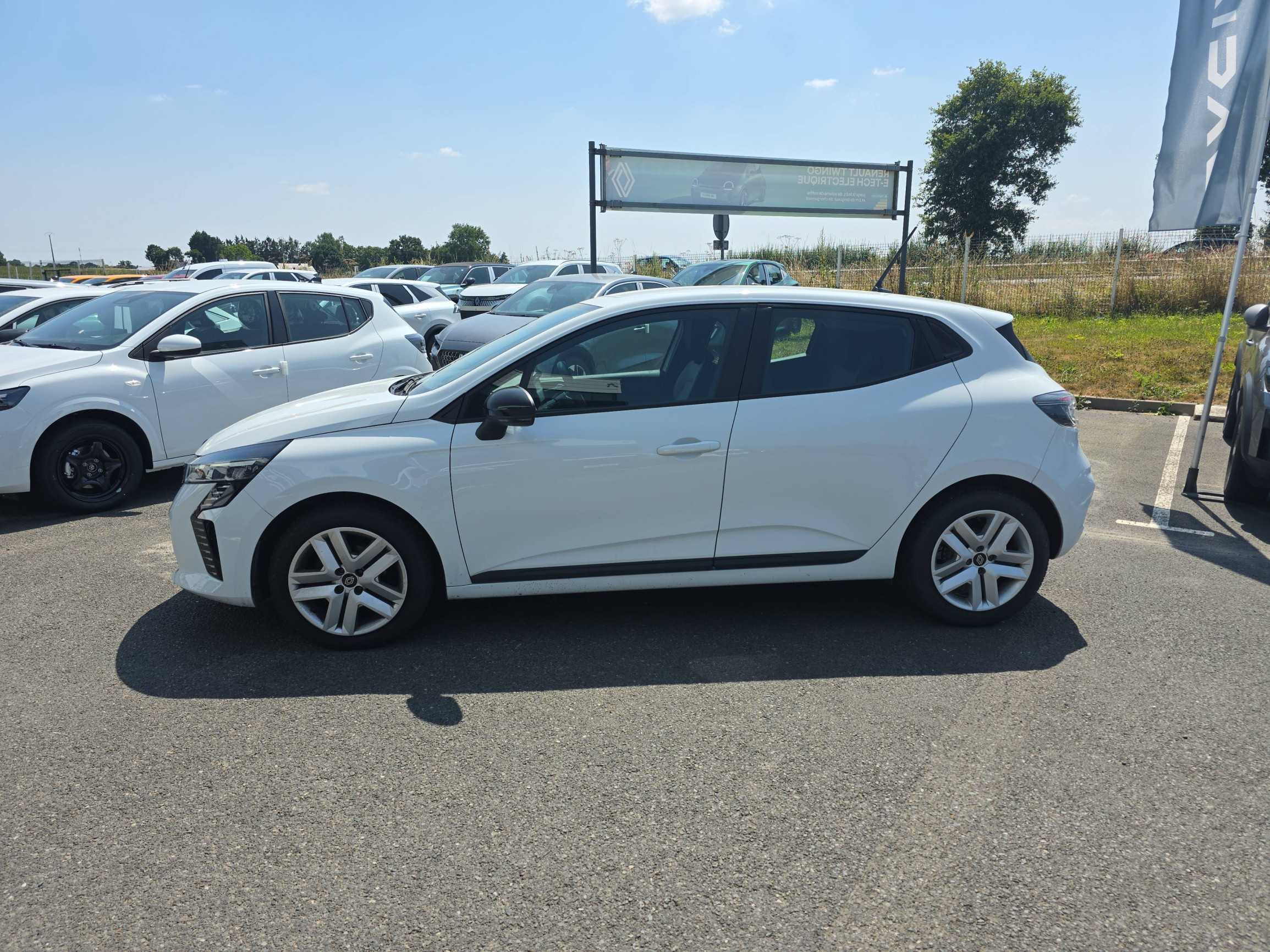 Vente en ligne Renault Clio 5 Clio TCe 90 ch GSR2 au prix de 15 990 €