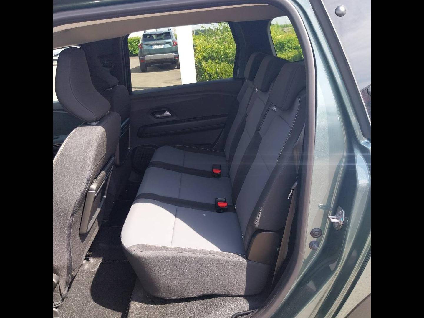 Vente en ligne Dacia Jogger  Hybrid 140 7 places GSR2 au prix de 23 880 €