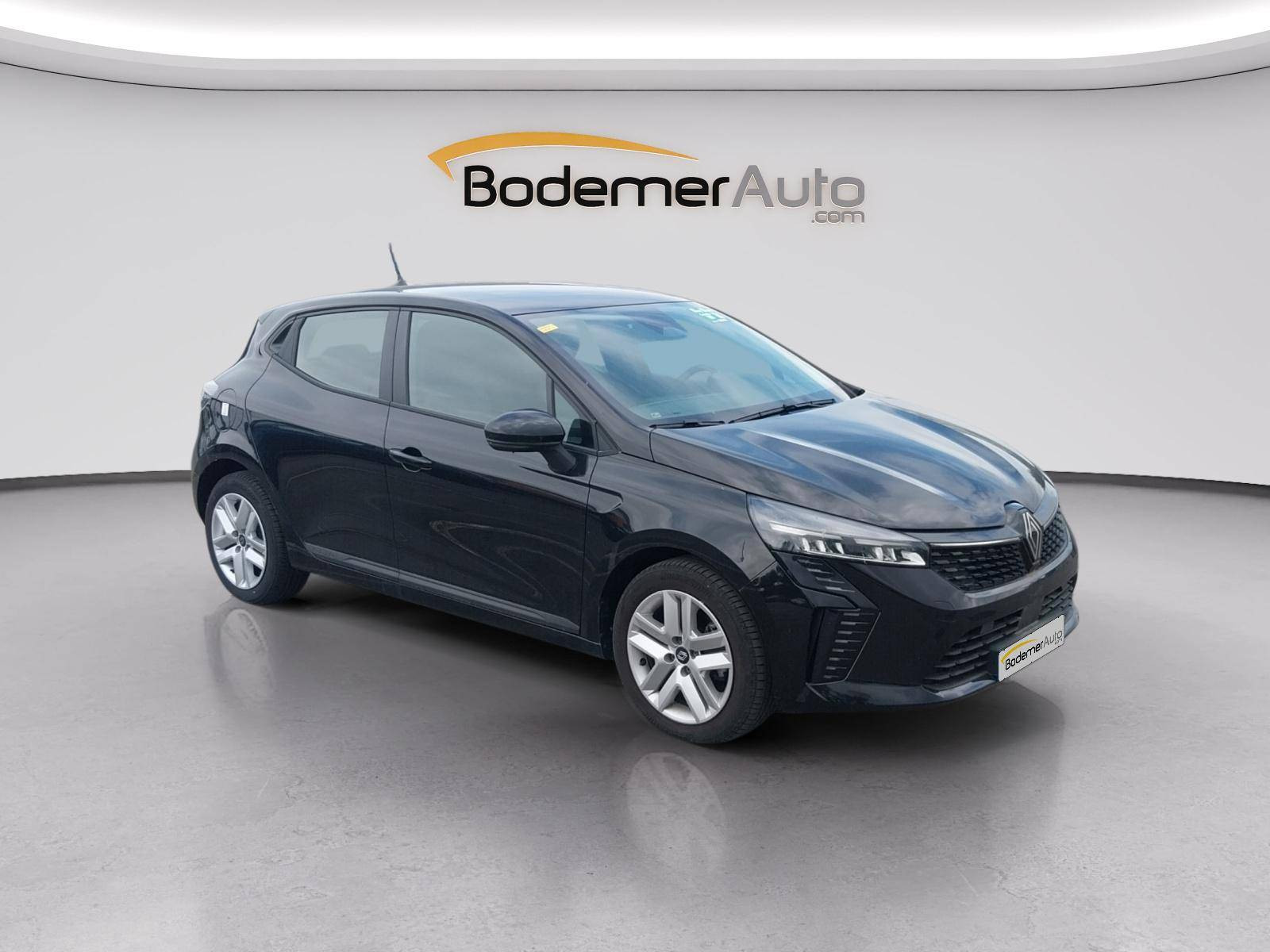 Vente en ligne Renault Clio 5 Clio Blue dCi 100 ch GSR2 au prix de 17 690 €