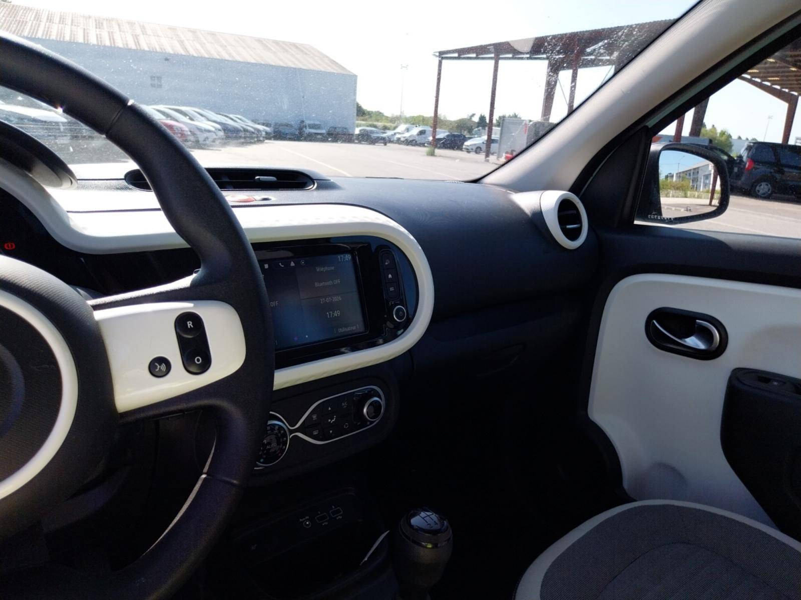 Vente en ligne Renault Twingo 3  SCe 65 au prix de 12 491 €