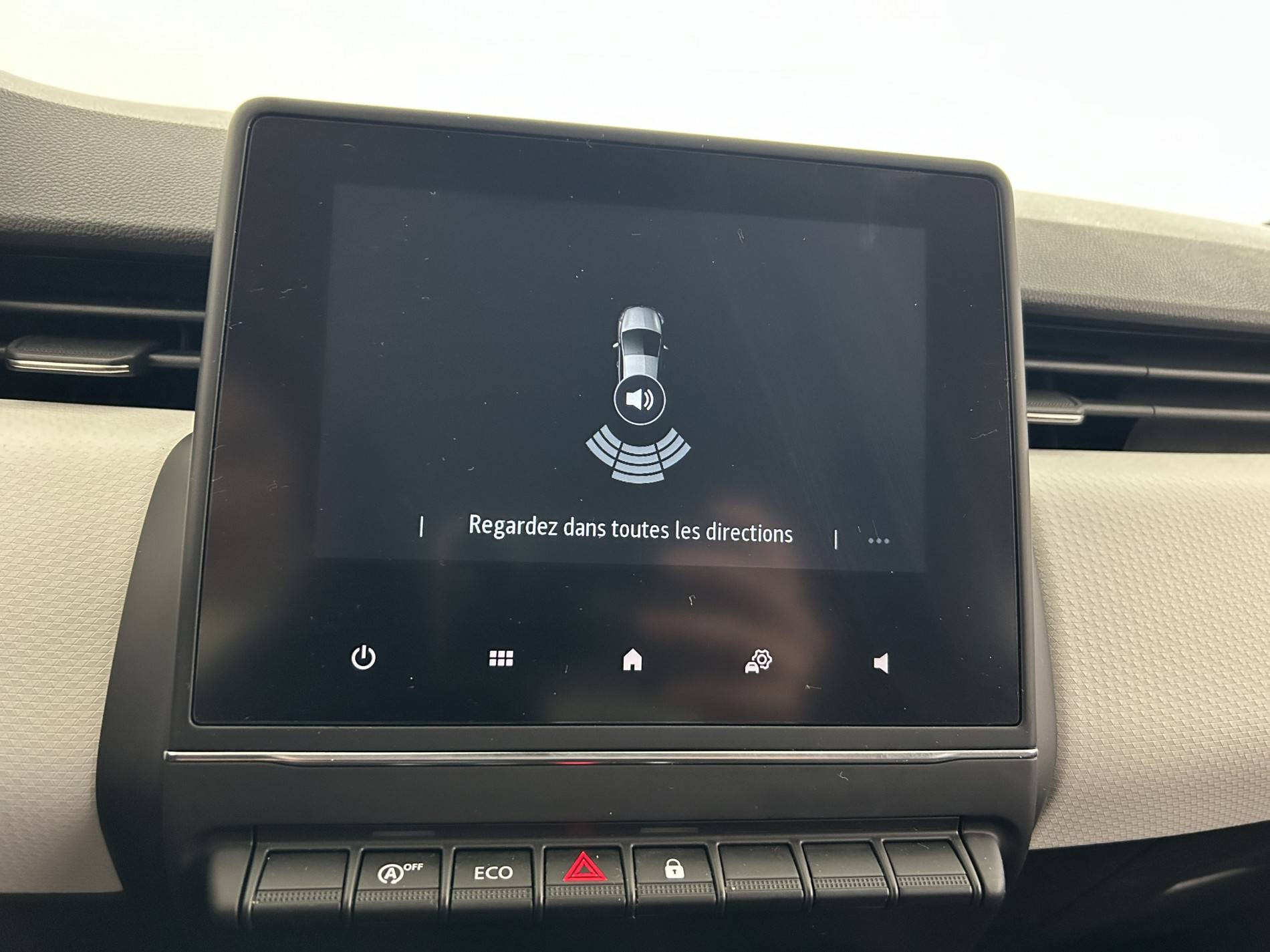 Vente en ligne Renault Clio 5 Clio TCe 90 au prix de 14 990 €