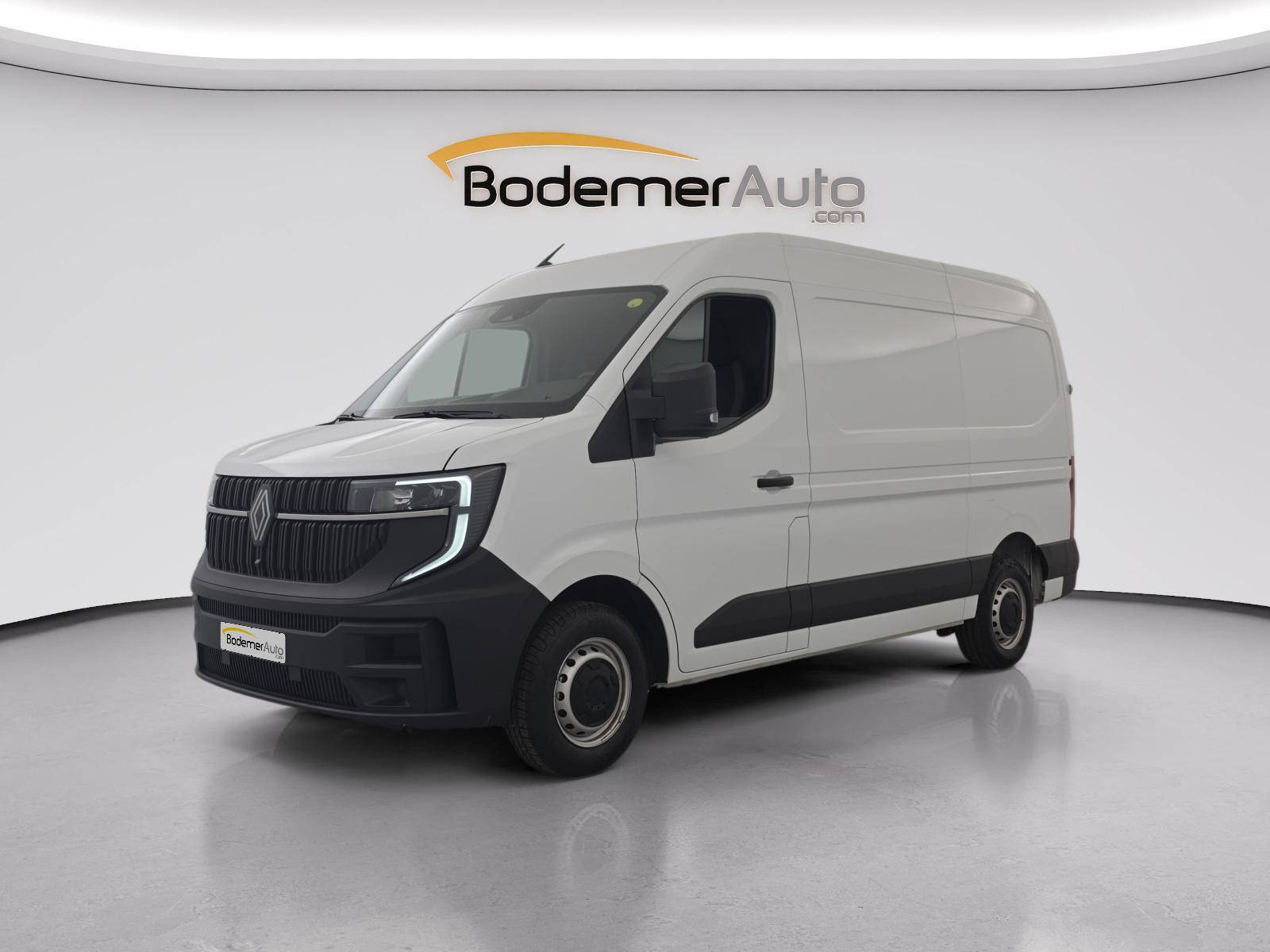 Renault Master Fourgon MASTER FG BLUE DCI 130 L2H2 3T5 TR occasion de 2025 en vente à Loudéac