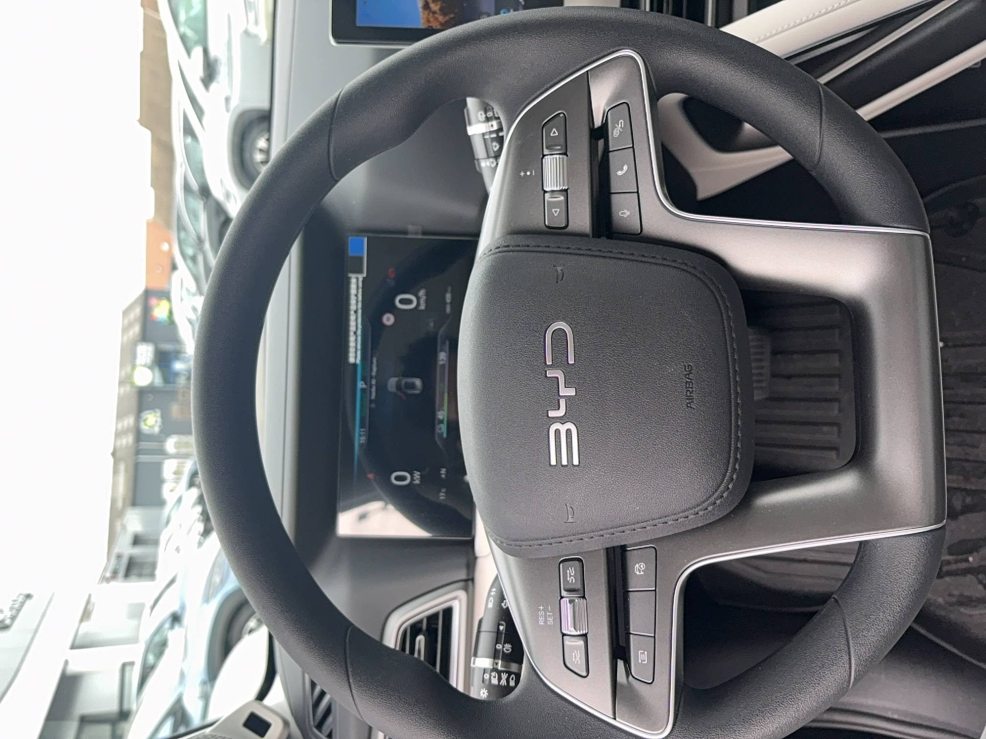 Vente en ligne Byd Atto 2  45.1 kWh 177 ch au prix de 26 990 €