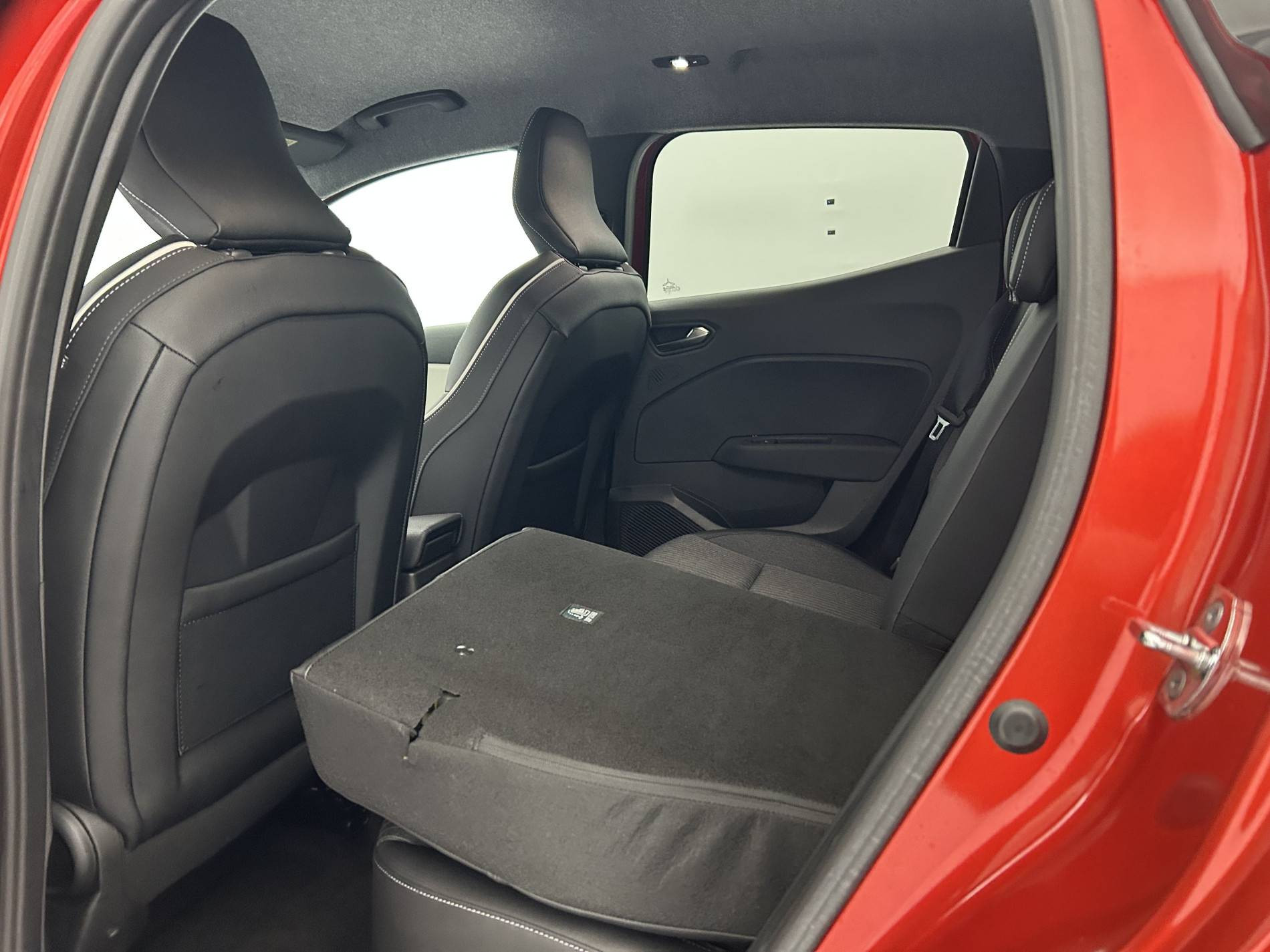 Vente en ligne Renault Clio 5 Clio TCe 90 au prix de 14 990 €