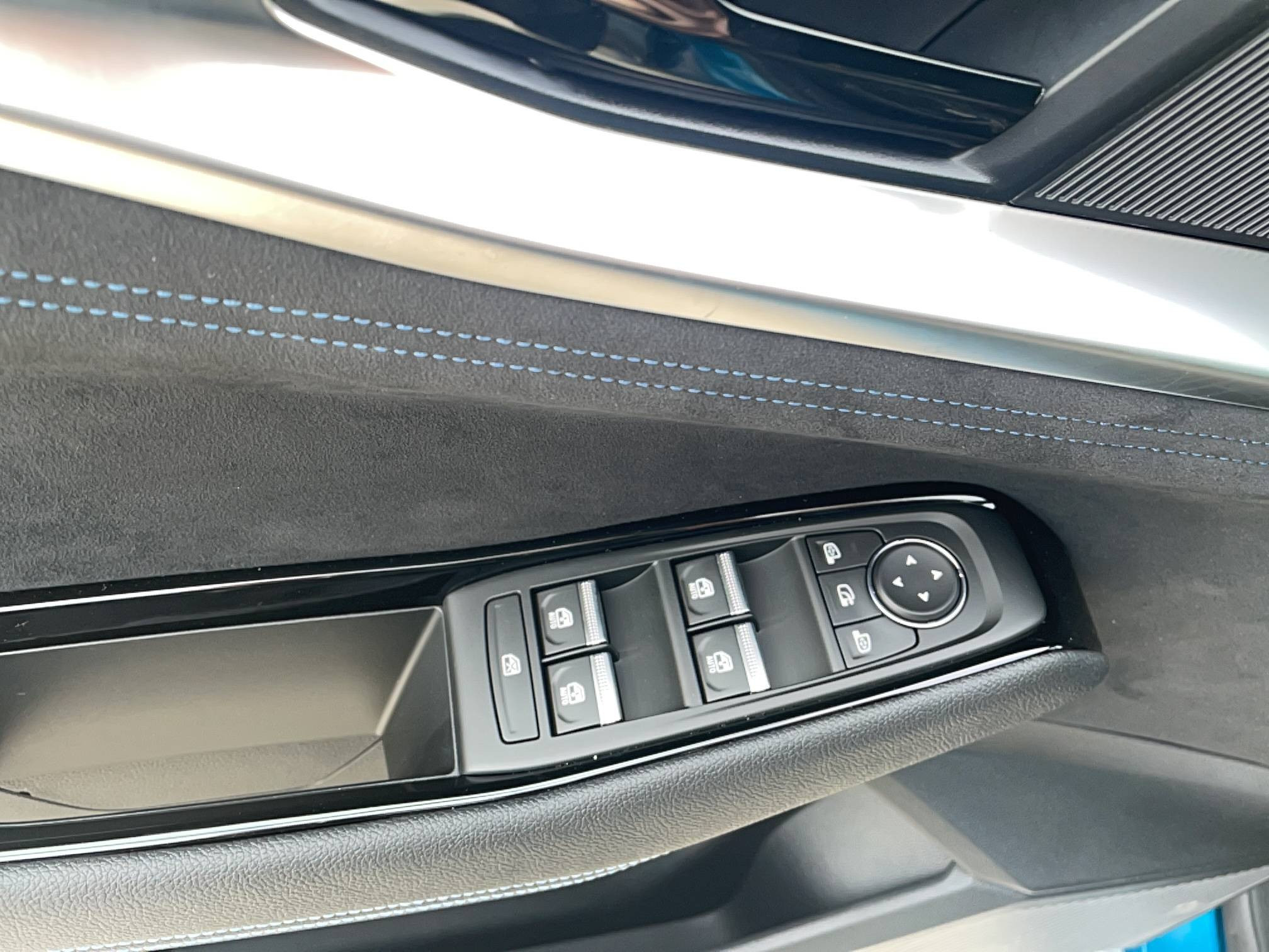 Vente en ligne Renault Austral  full hybrid E-Tech 200 ch au prix de 43 990 €