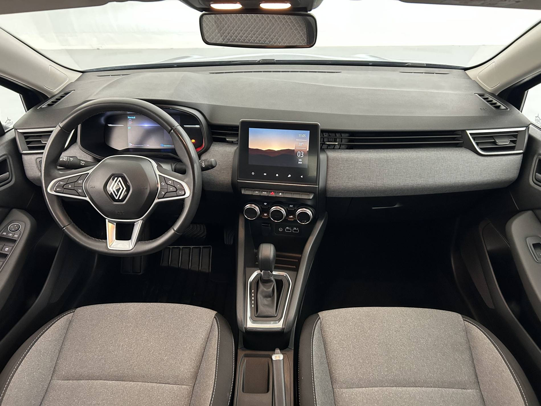 Vente en ligne Renault Clio 5 Clio E-Tech full hybrid 145 ch GSR2 au prix de 18 390 €