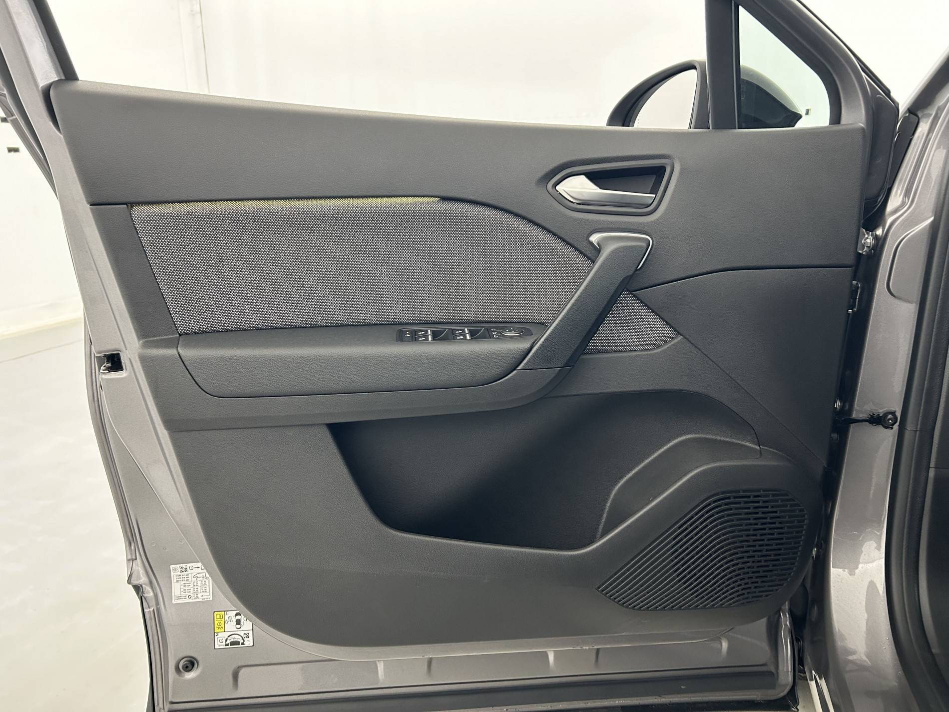 Vente en ligne Renault Symbioz  E-Tech full hybrid 145 au prix de 26 990 €