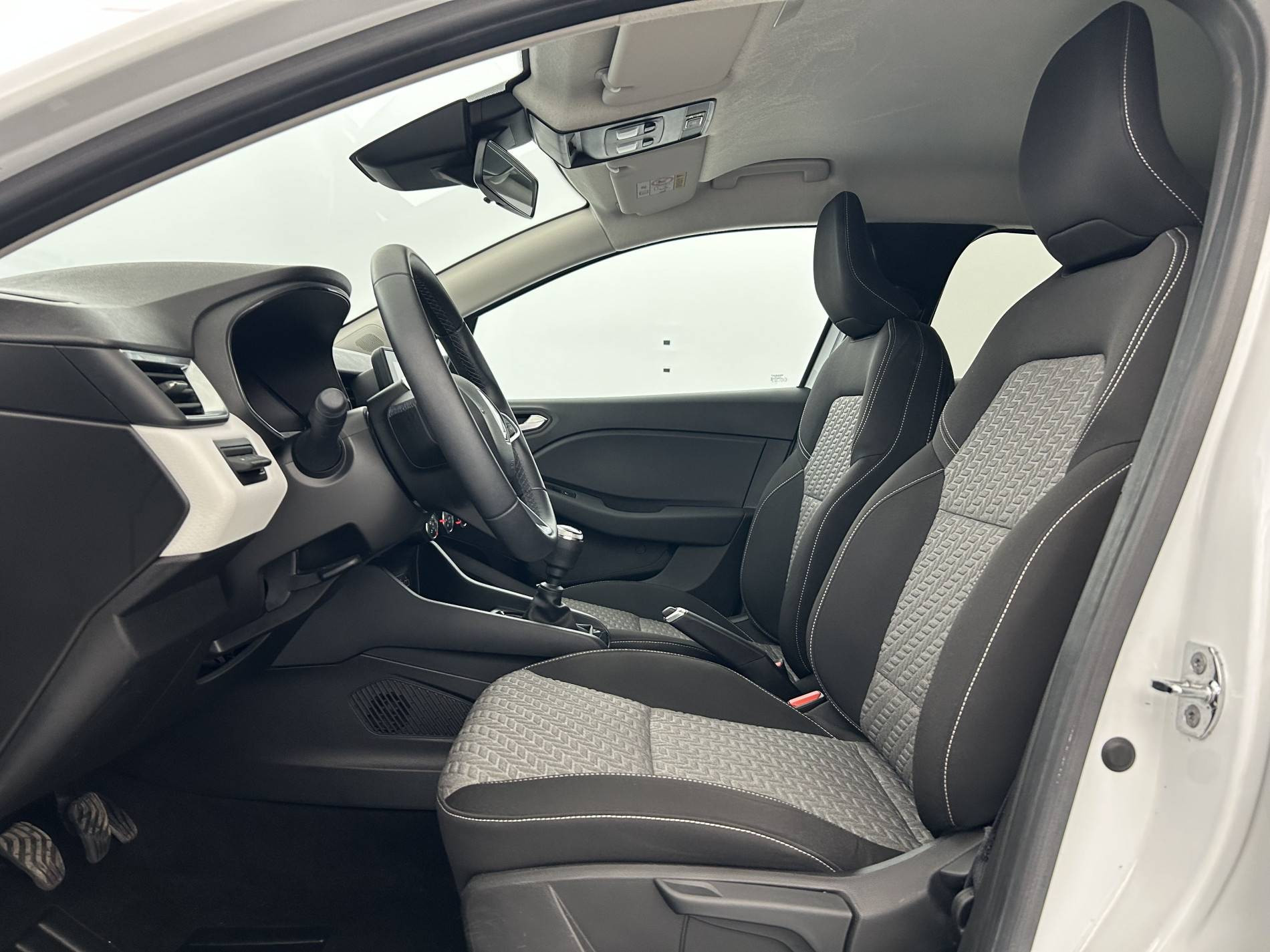 Vente en ligne Renault Clio 5 Clio Blue dCi 100 au prix de 14 990 €