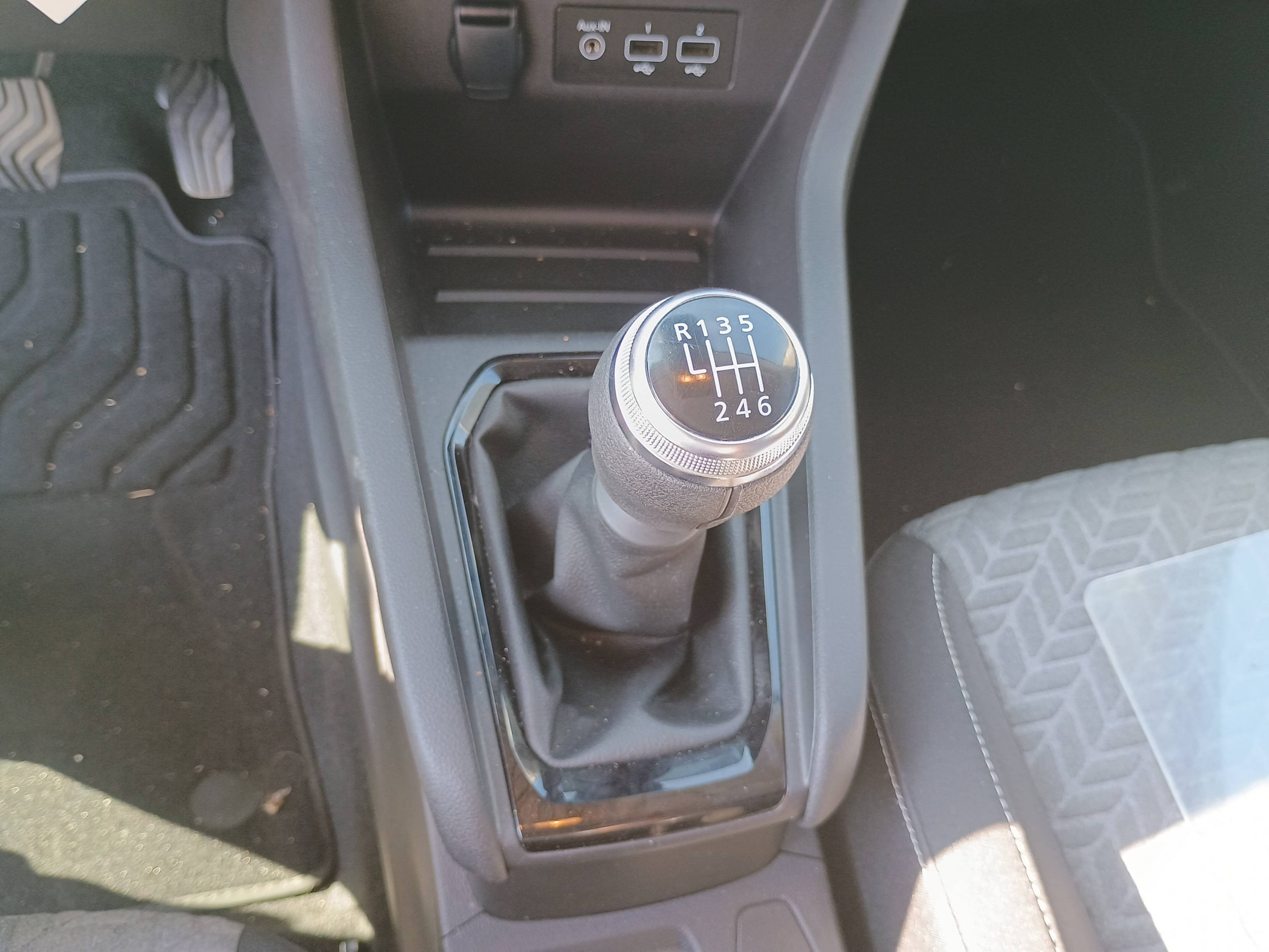 Vente en ligne Renault Clio 5 Clio TCe 90 au prix de 14 990 €
