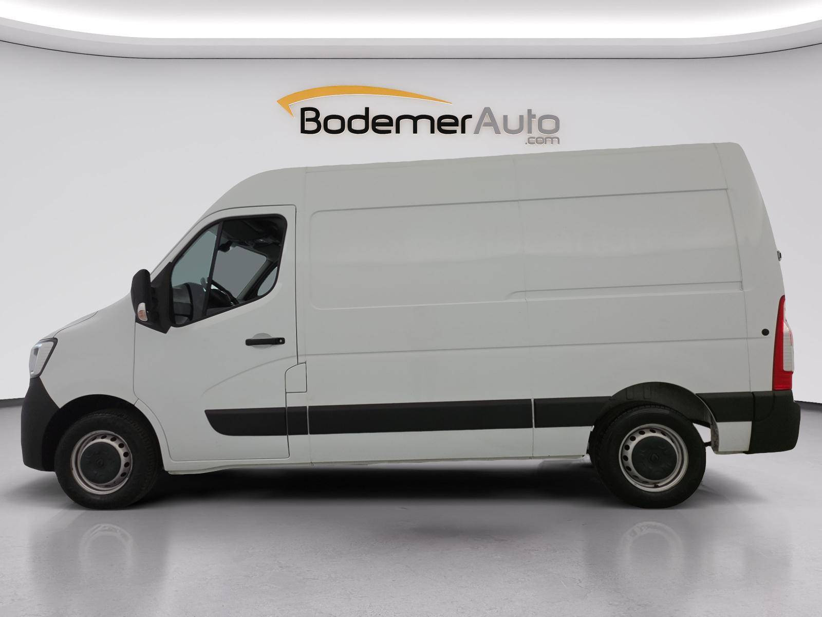 Vente en ligne Renault Master Fourgon MASTER FGN TRAC F3500 L2H2 BLUE DCI 135 au prix de 23 890 €
