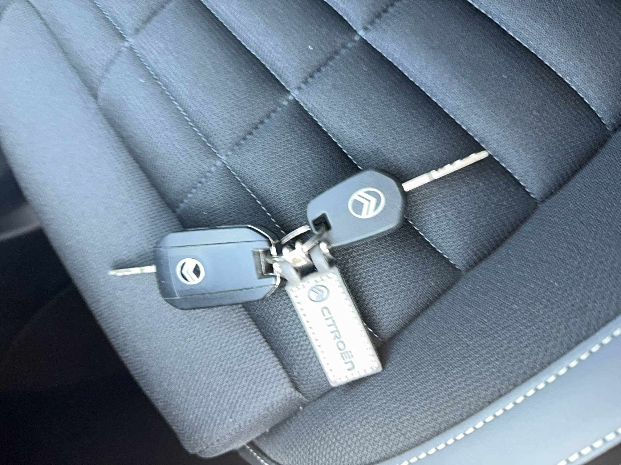 Vente en ligne Citroën C3 Aircross  Hybride 136 ch Aut au prix de 21 990 €