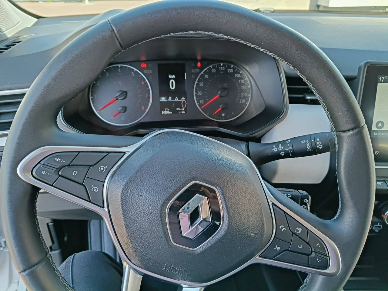 Vente en ligne Renault Clio 5 Clio SCe 65 au prix de 12 990 €
