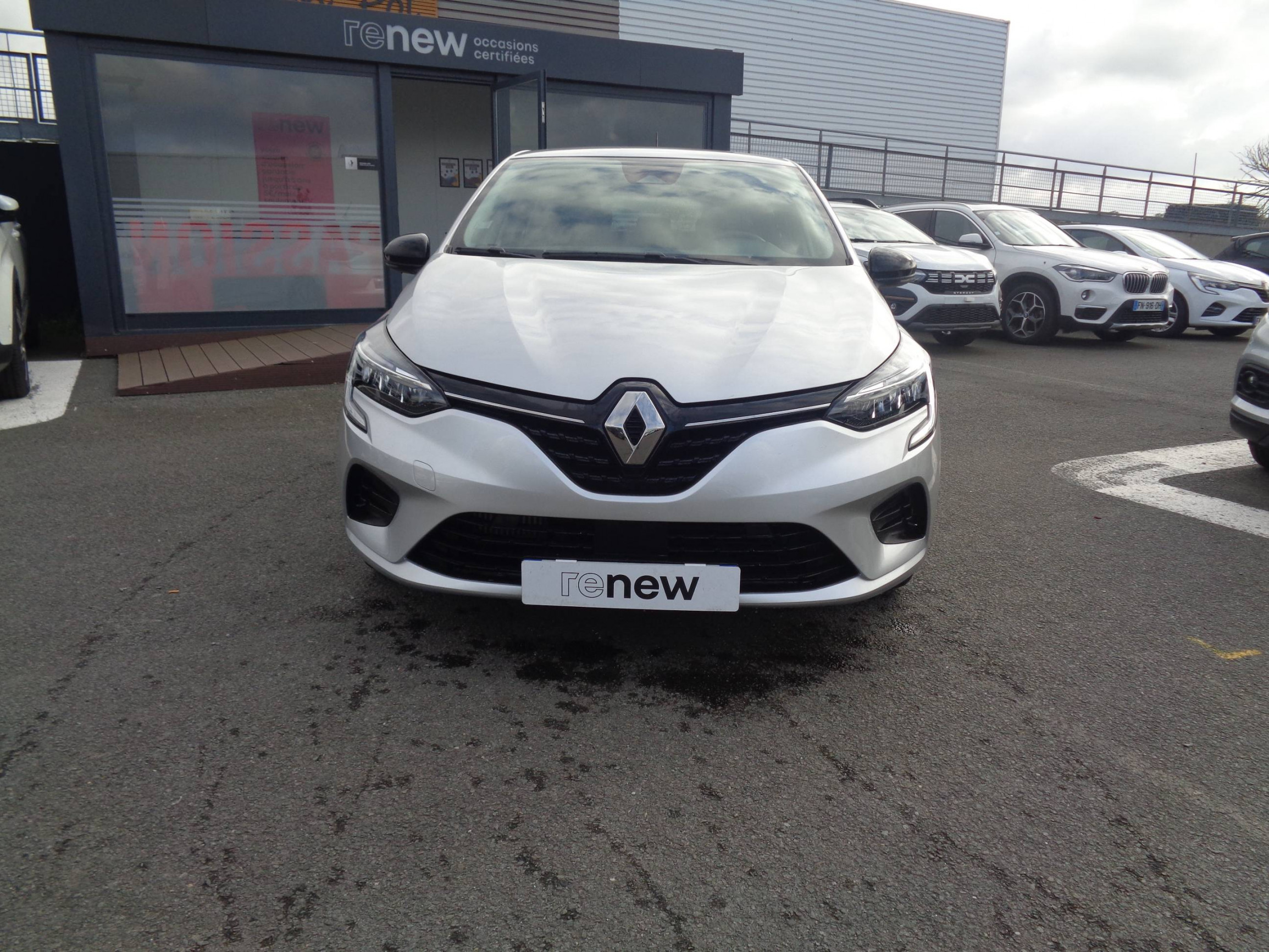 Vente en ligne Renault Clio 5 Clio TCe 90 au prix de 14 990 €
