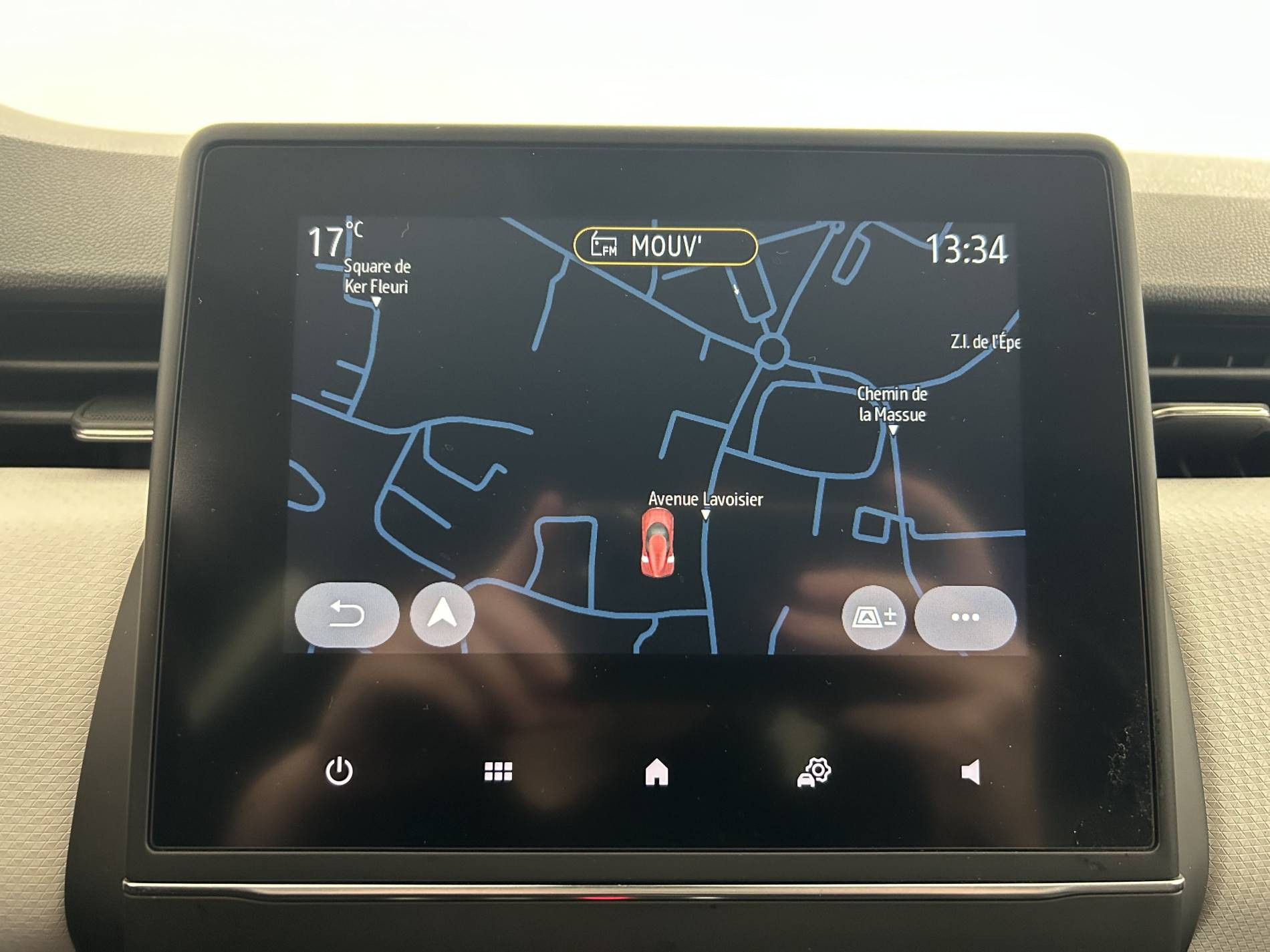 Vente en ligne Renault Clio 5 Clio TCe 100 GPL au prix de 14 990 €