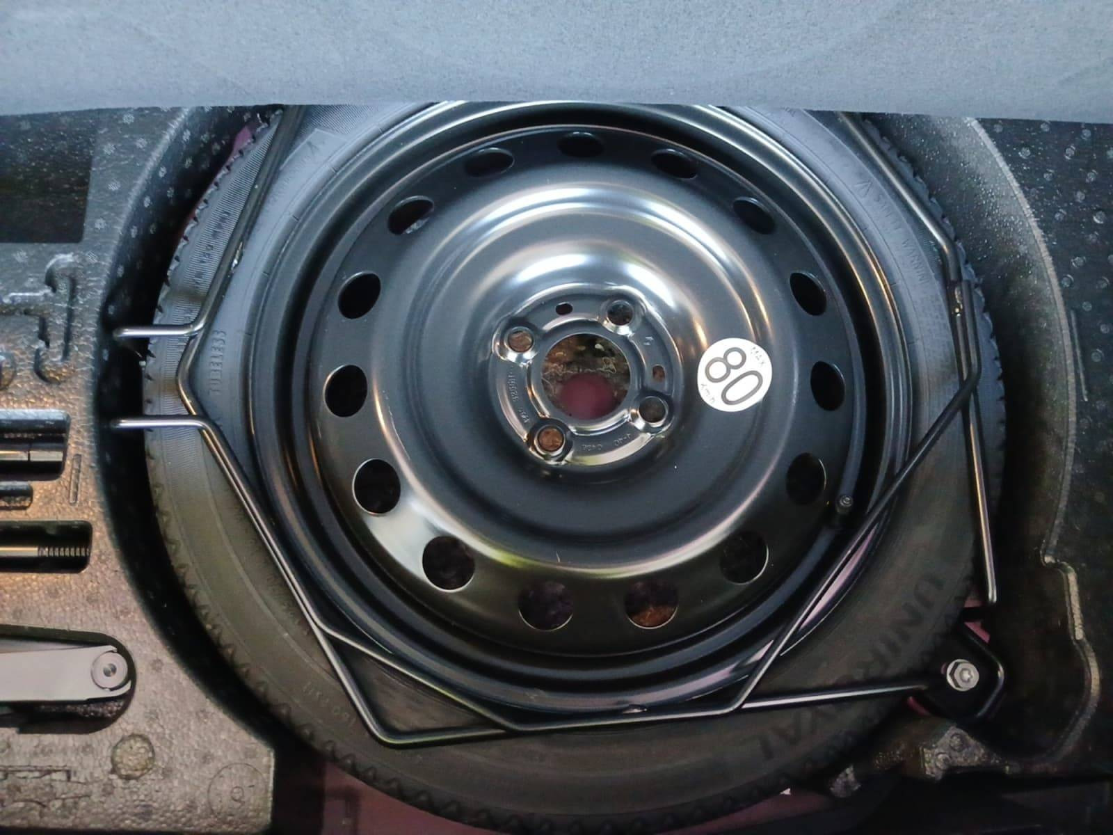 Vente en ligne Renault Clio 6 Clio E-Tech full hybrid 160 ch au prix de 26 490 €