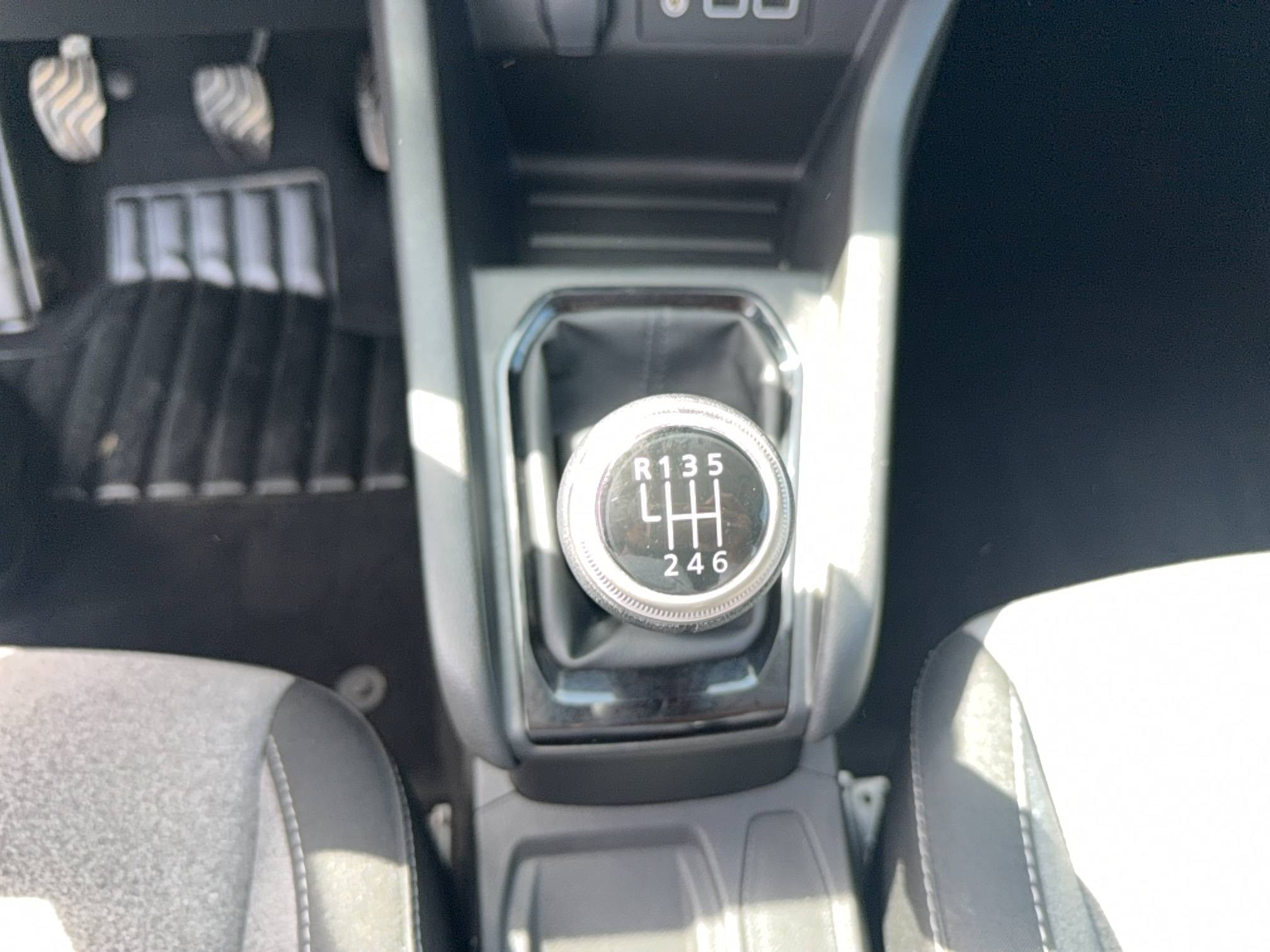 Vente en ligne Renault Clio 5 Clio TCe 100 GPL au prix de 16 490 €