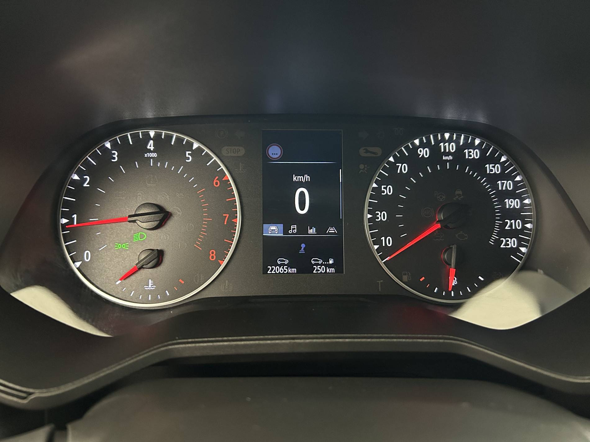 Vente en ligne Renault Clio 5 Clio TCe 90 au prix de 14 890 €