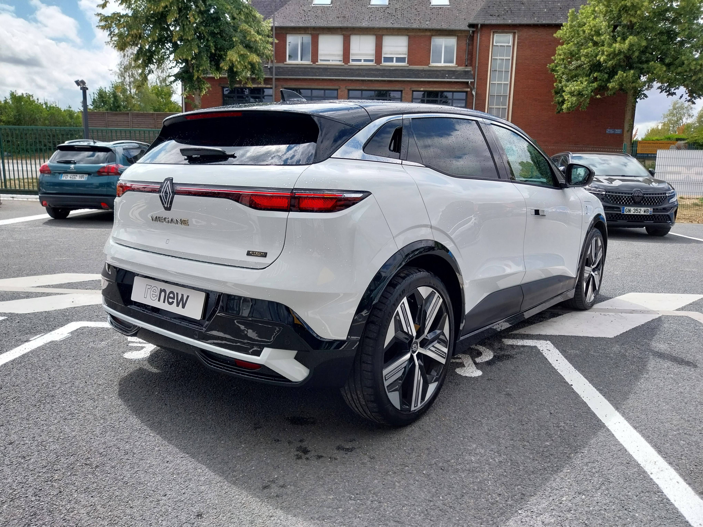 Vente en ligne Renault Megane E-Tech  EV60 220 ch optimum charge au prix de 26 990 €