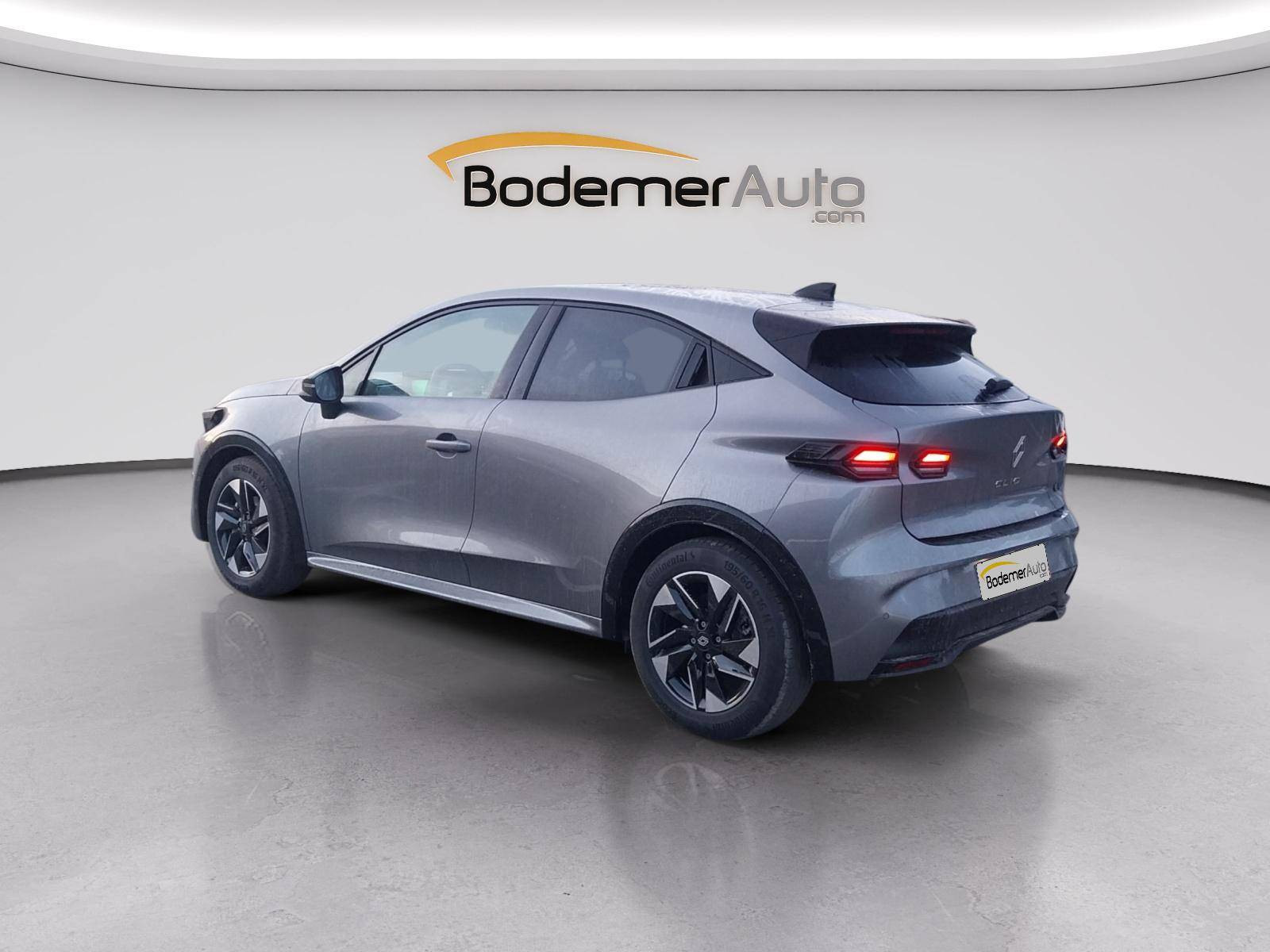 Vente en ligne Renault Clio 6 Clio E-Tech full hybrid 160 ch au prix de 26 480 €