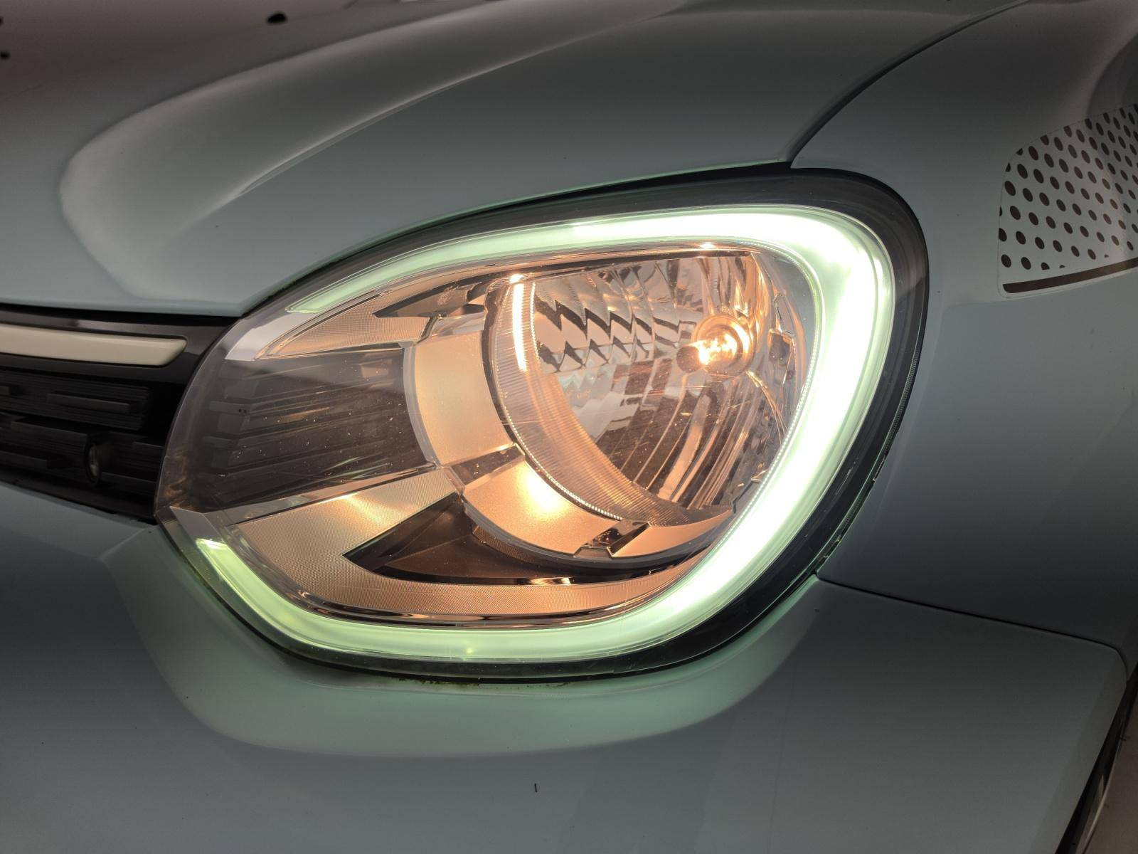 Vente en ligne Renault Twingo 3  SCe 65 - 21 au prix de 12 390 €
