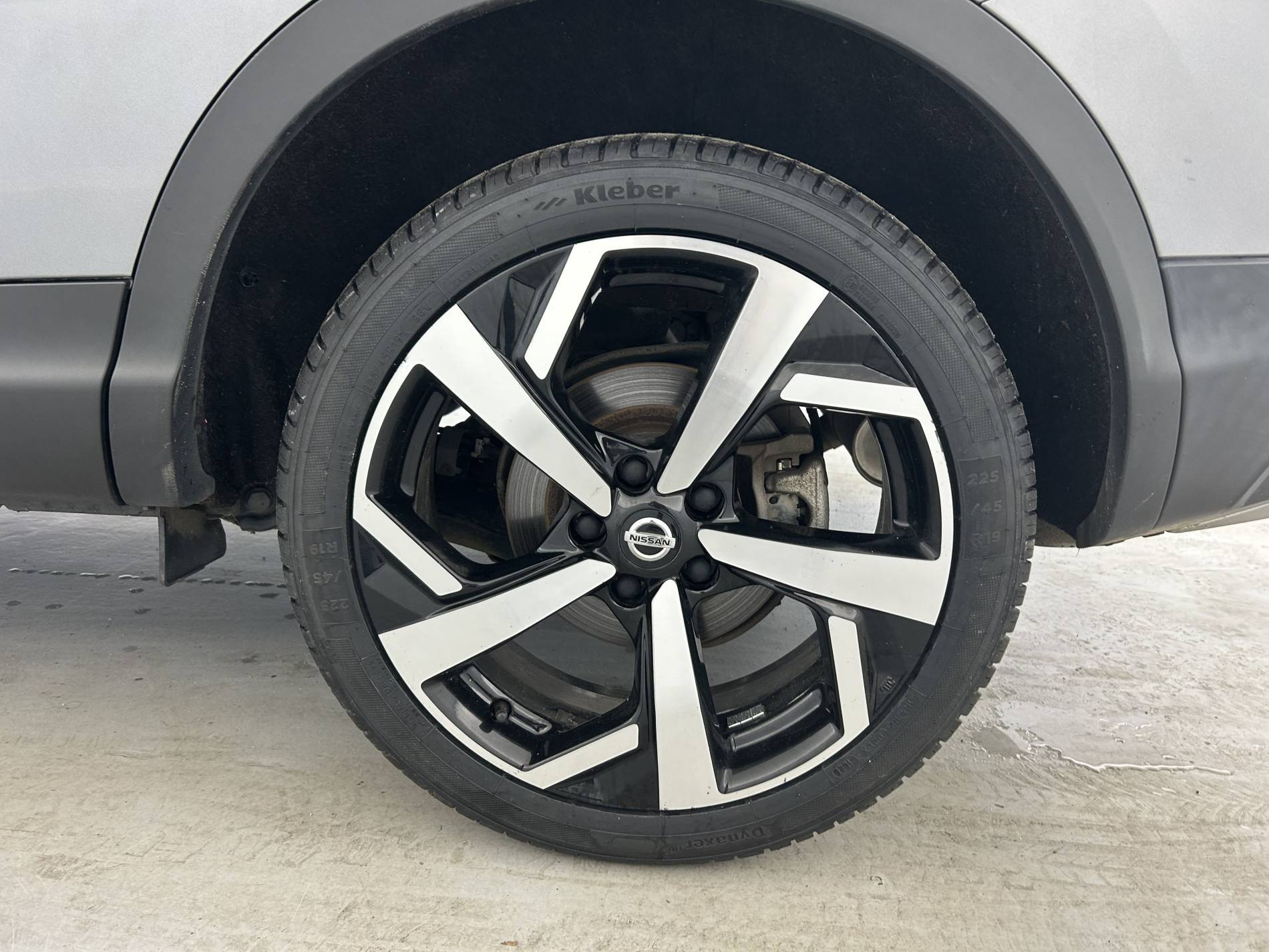 Vente en ligne Nissan Qashqai Qashqai 1.3 DIG-T 160 au prix de 16 450 €