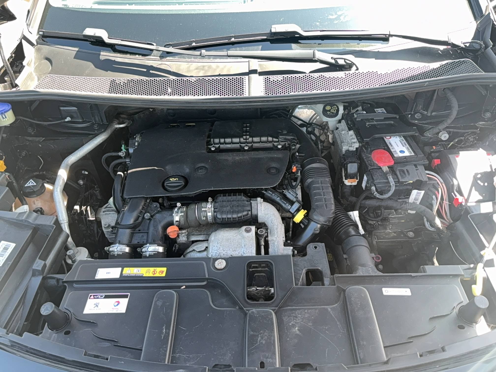 Vente en ligne Peugeot 5008  1.6 BlueHDi 120ch S&S EAT6 7 Places au prix de 14 990 €