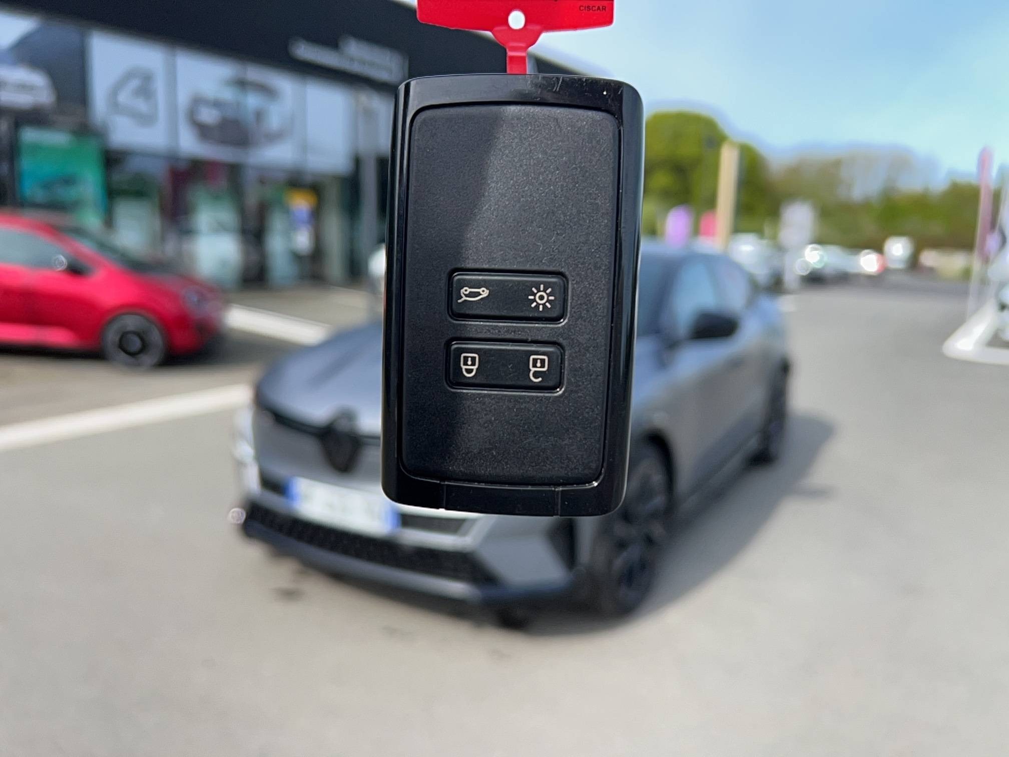 Vente en ligne Renault Megane E-Tech  220 ch autonomie confort au prix de 42 990 €