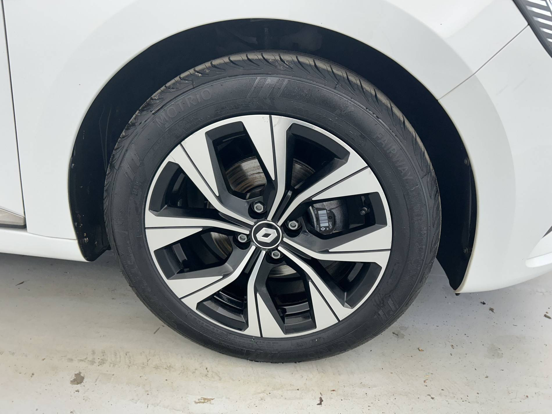 Vente en ligne Renault Clio 5 Clio SCe 65 au prix de 13 391 €