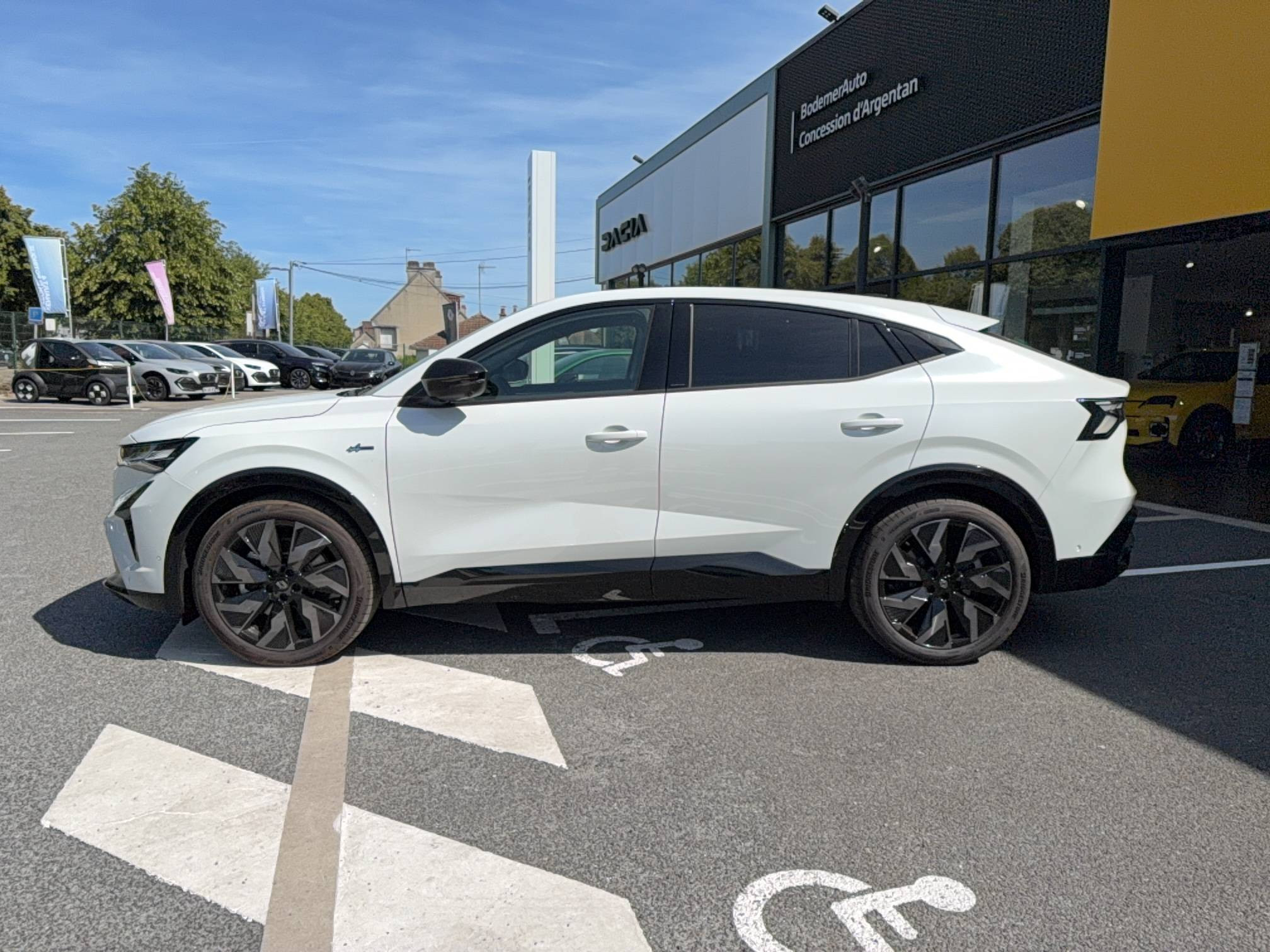 Vente en ligne Renault Rafale  E-Tech full hybrid 200 ch au prix de 46 990 €