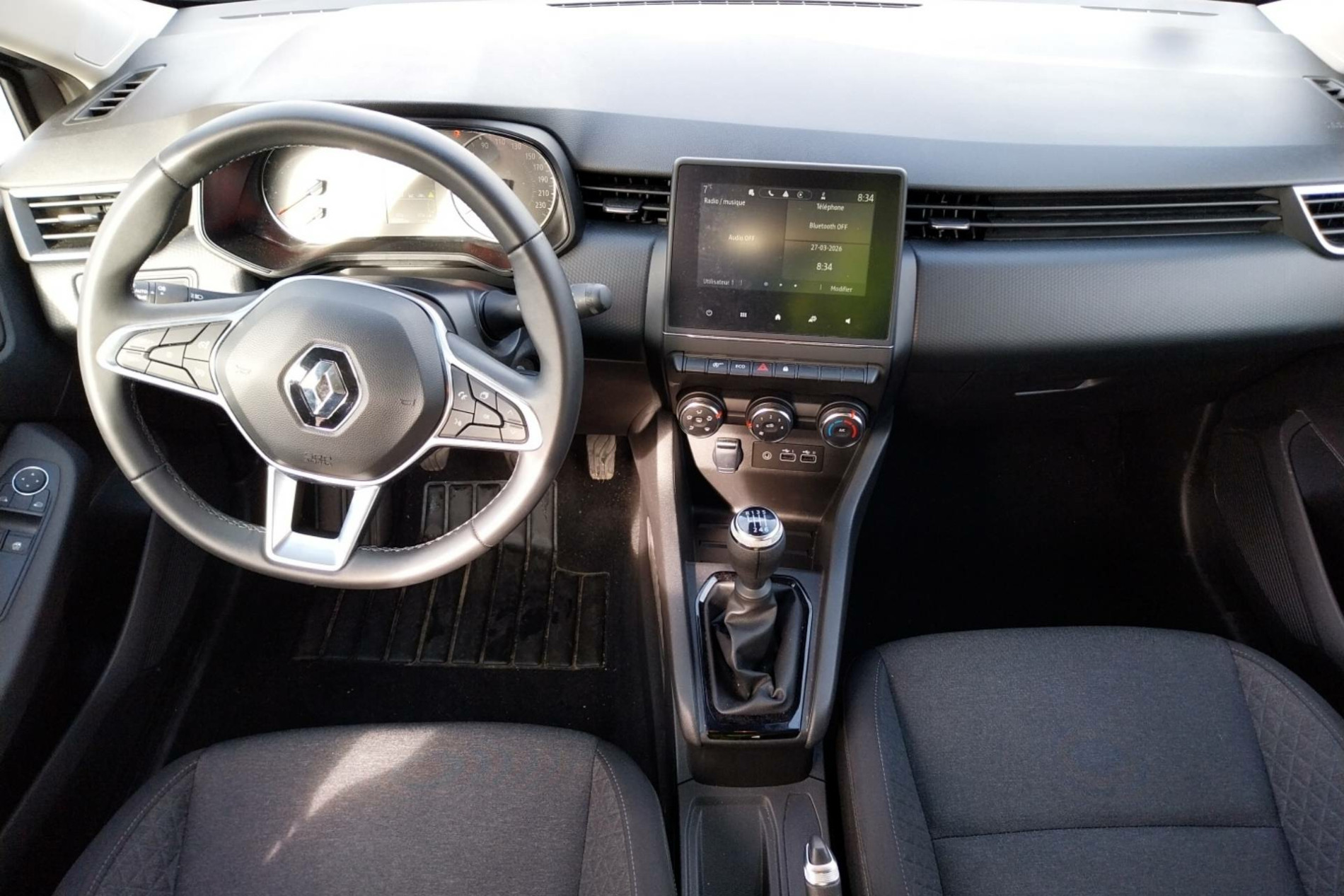 Vente en ligne Renault Clio 5 Clio TCe 90 au prix de 13 990 €