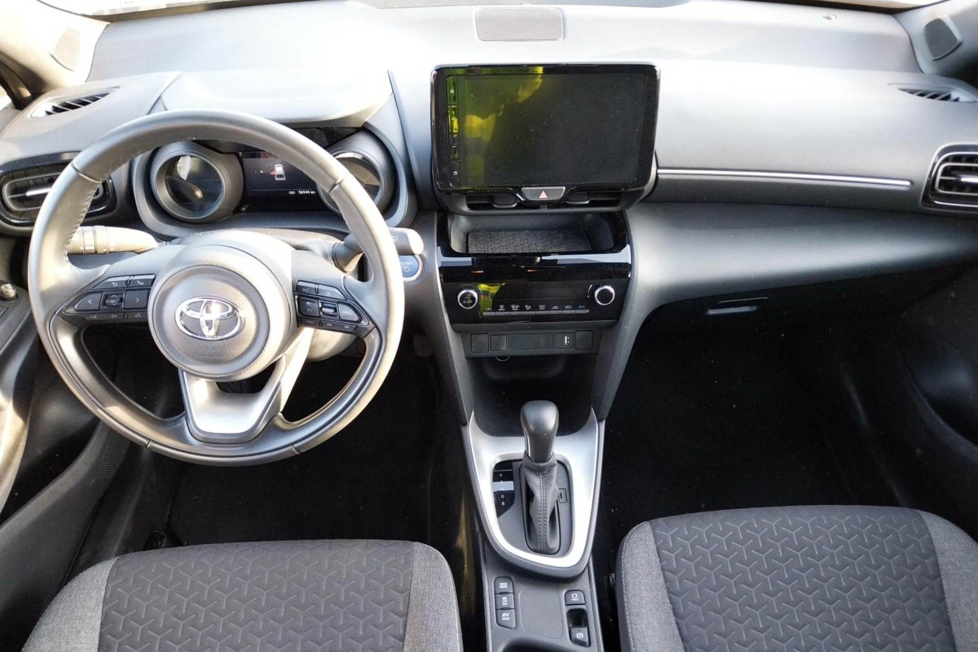 Vente en ligne Toyota Yaris Cross  116h 2WD au prix de 21 990 €