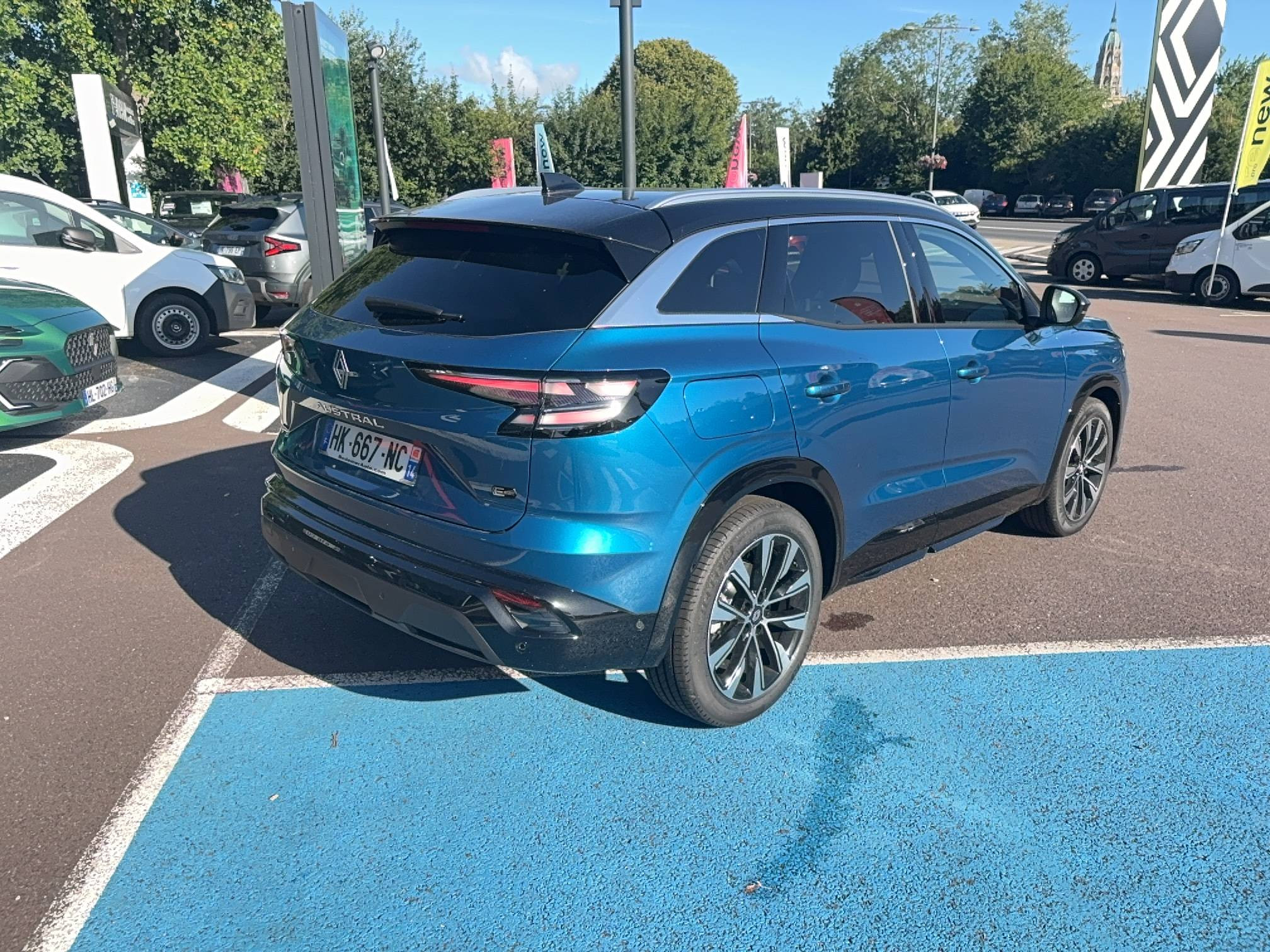 Vente en ligne Renault Austral  full hybrid E-Tech 200 ch au prix de 40 590 €